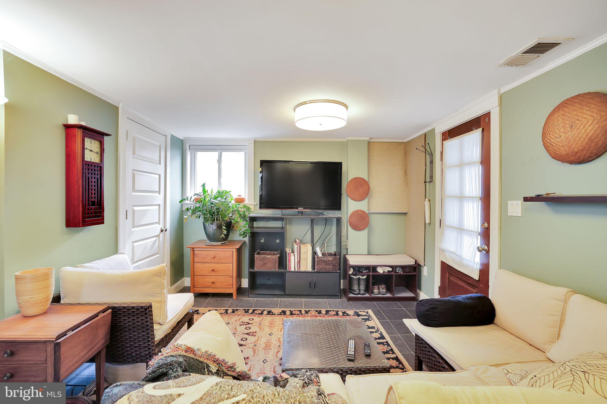 SILVER SPRING - Residential