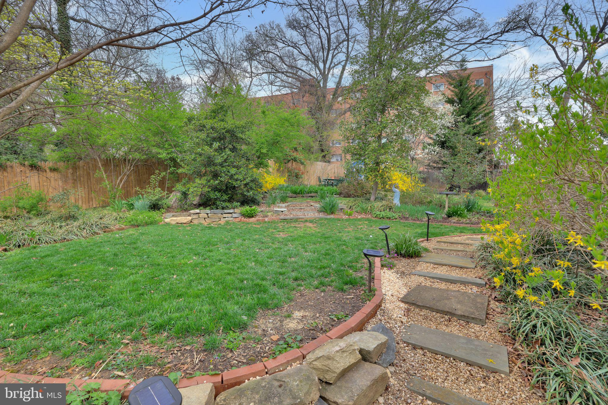 SILVER SPRING - Residential