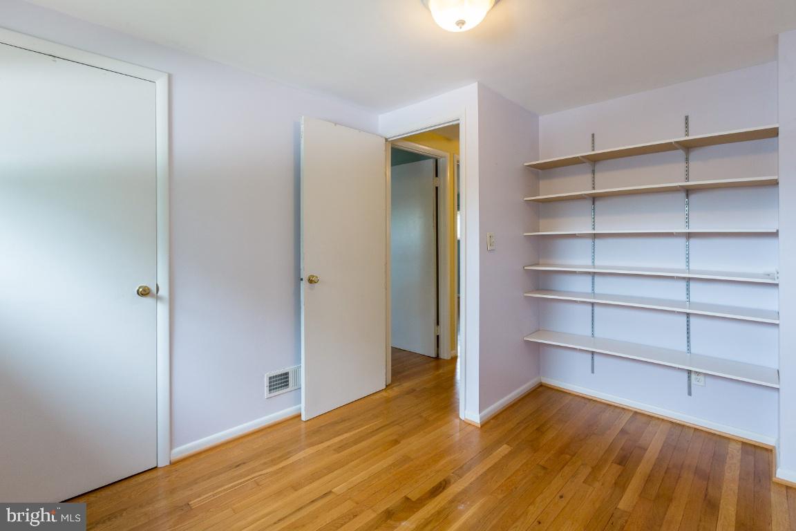 GLEN BURNIE PARK - Residential