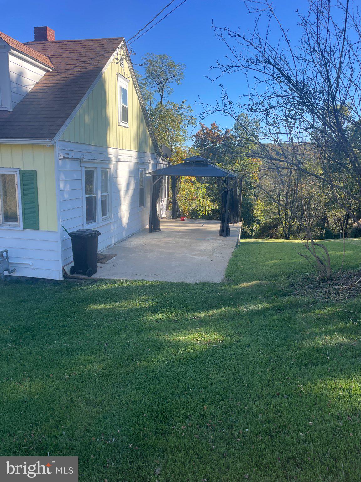 732 HUNT TERRACE