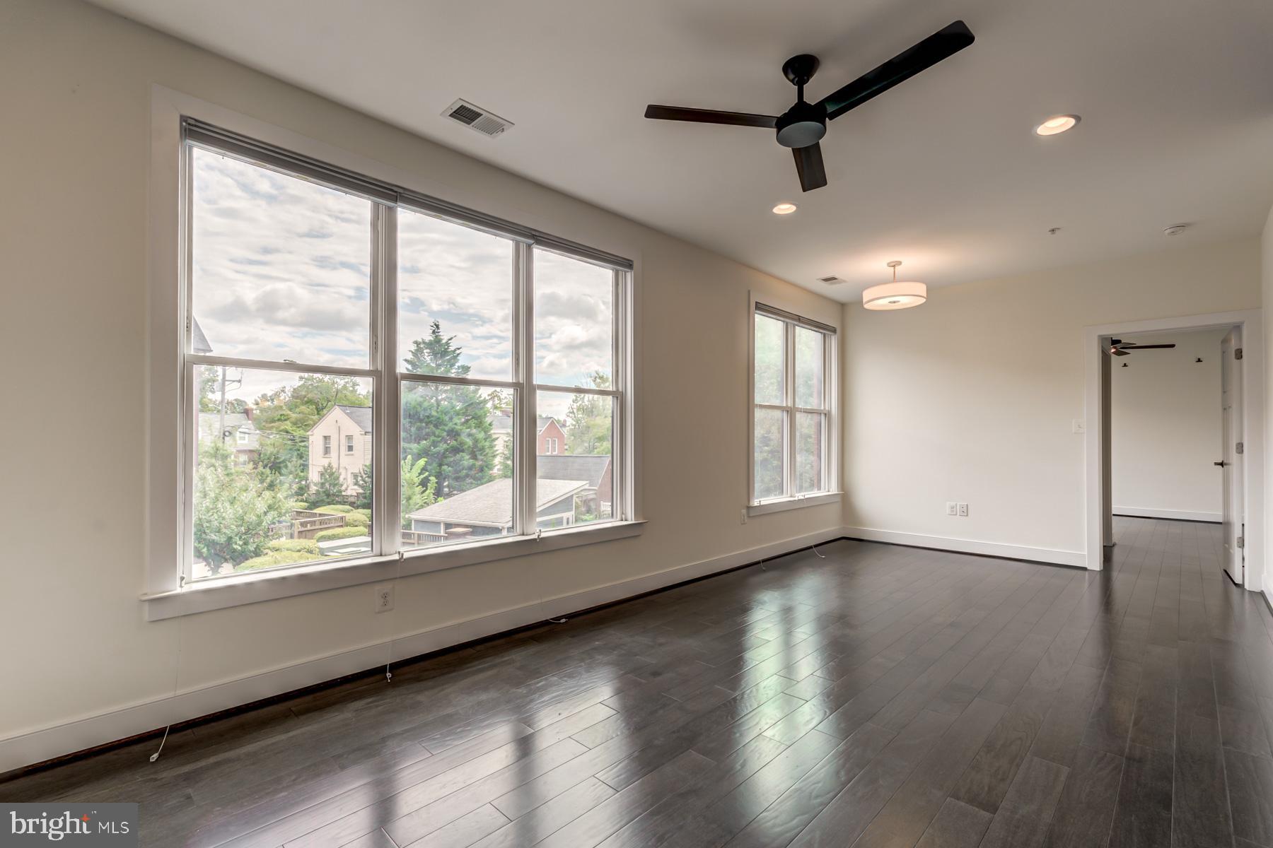 COLUMBIA PLACE - Residential Lease