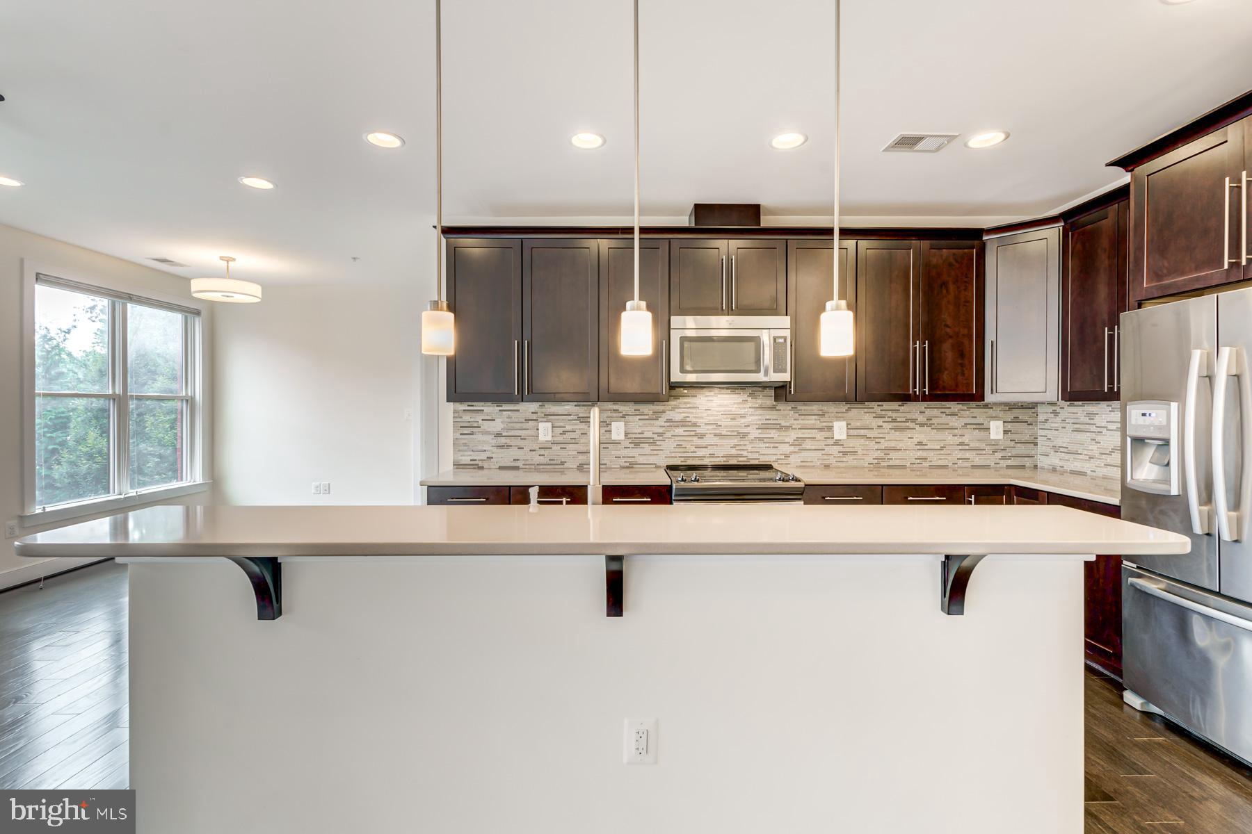 COLUMBIA PLACE - Residential Lease