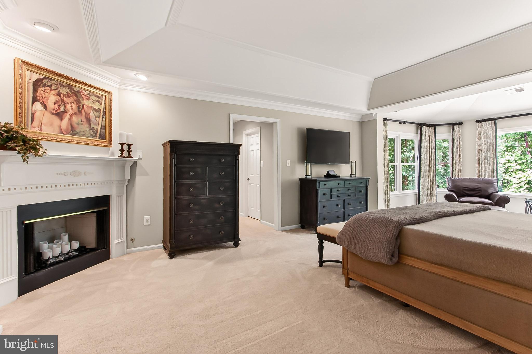 EDGEWATER - Residential