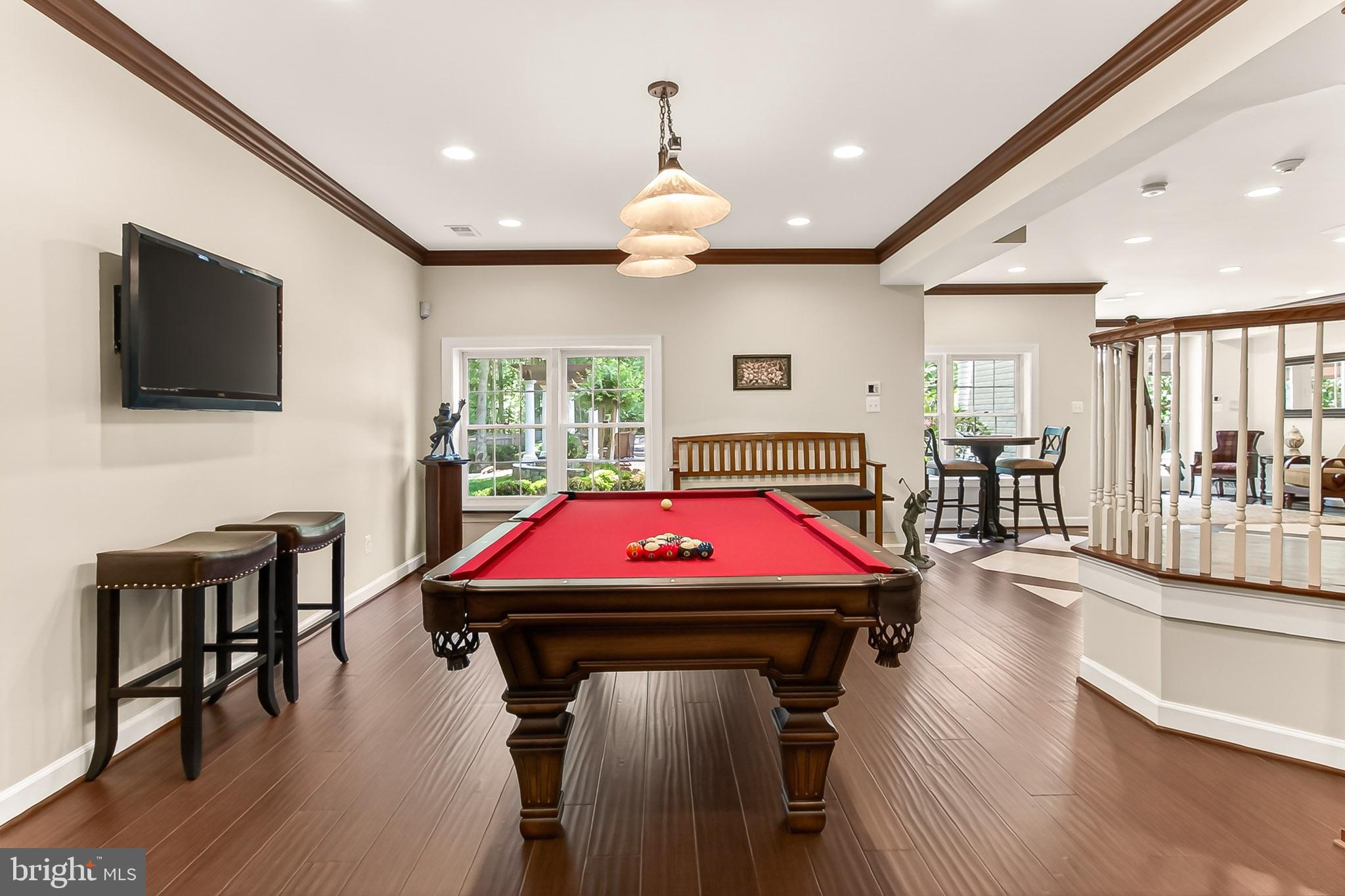 EDGEWATER - Residential
