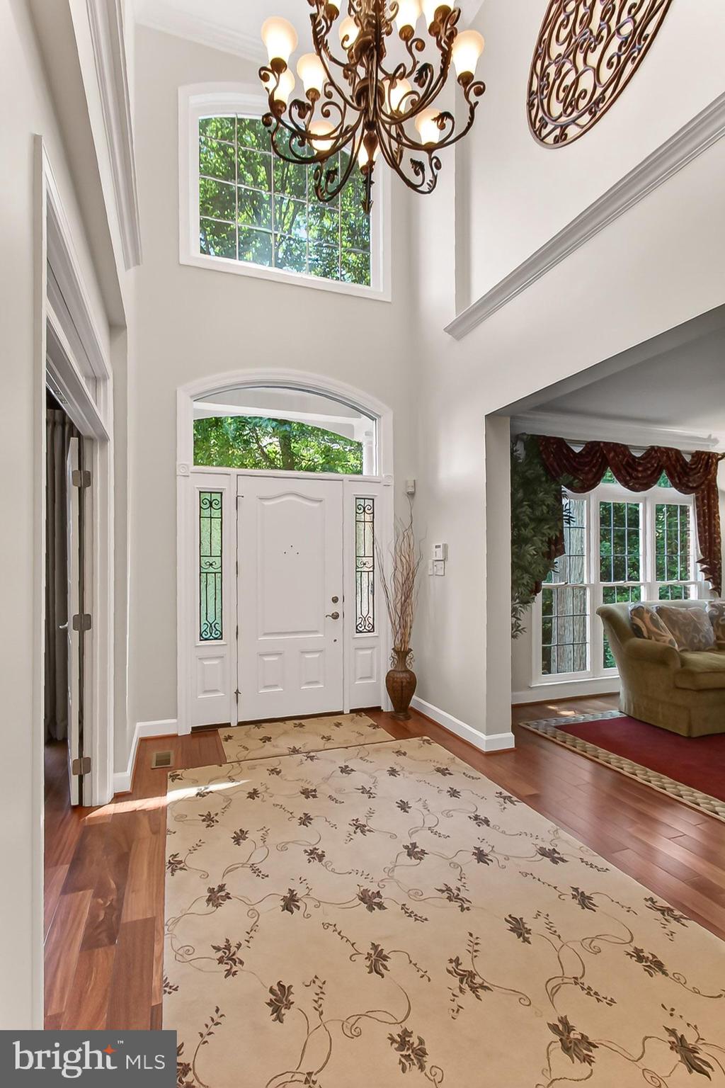 EDGEWATER - Residential