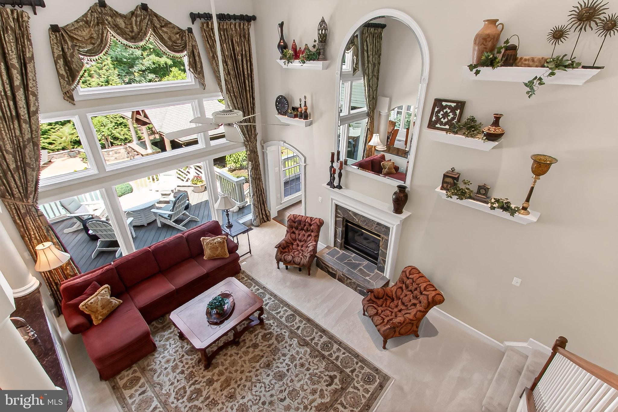 EDGEWATER - Residential