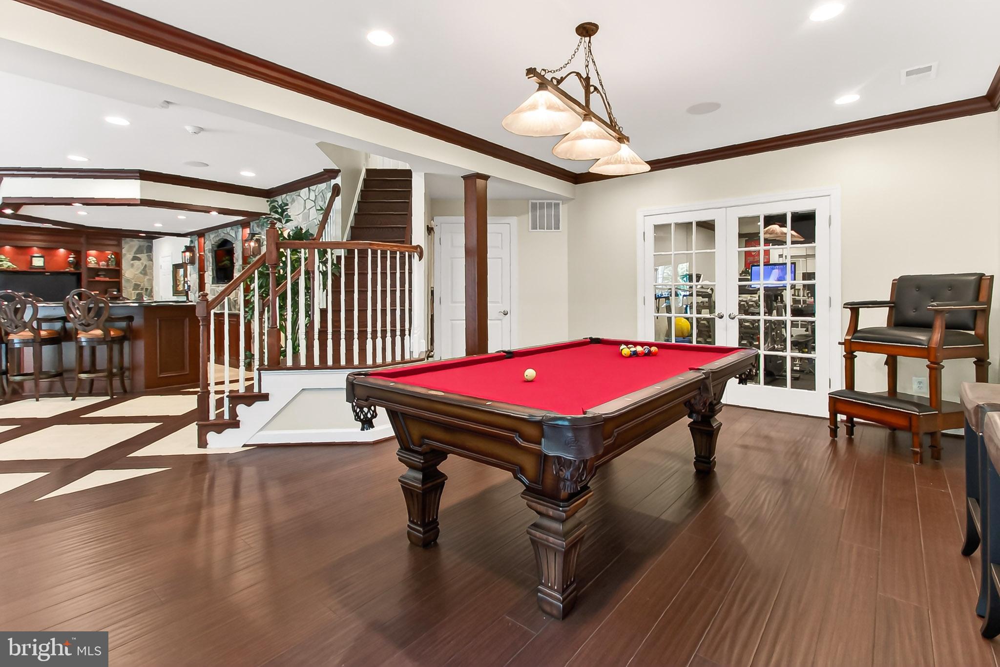 EDGEWATER - Residential