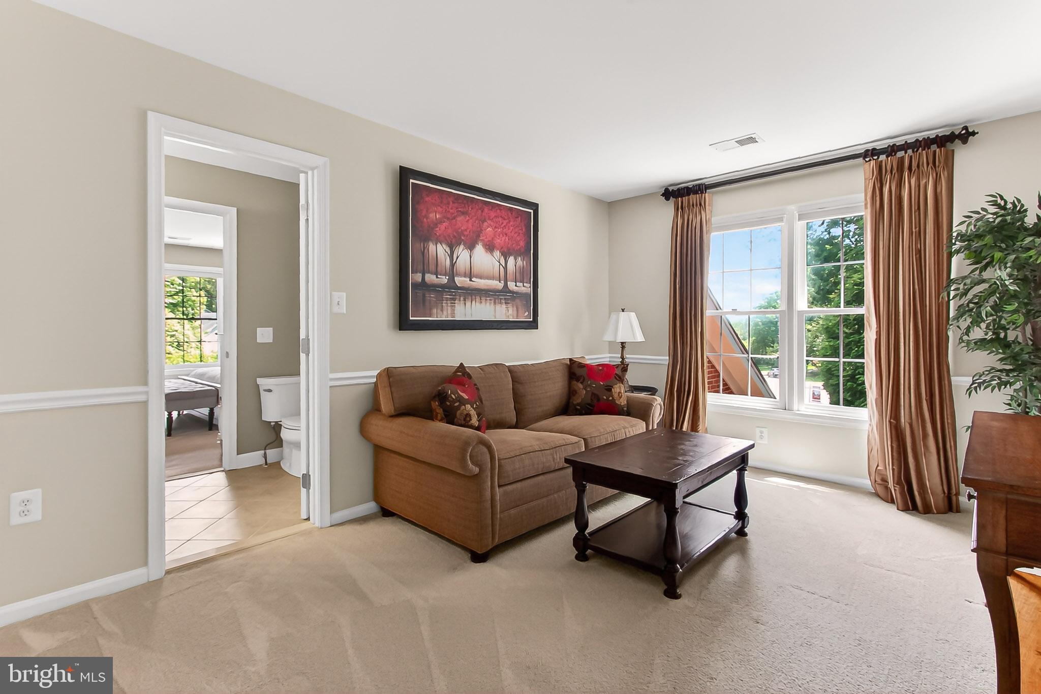 EDGEWATER - Residential