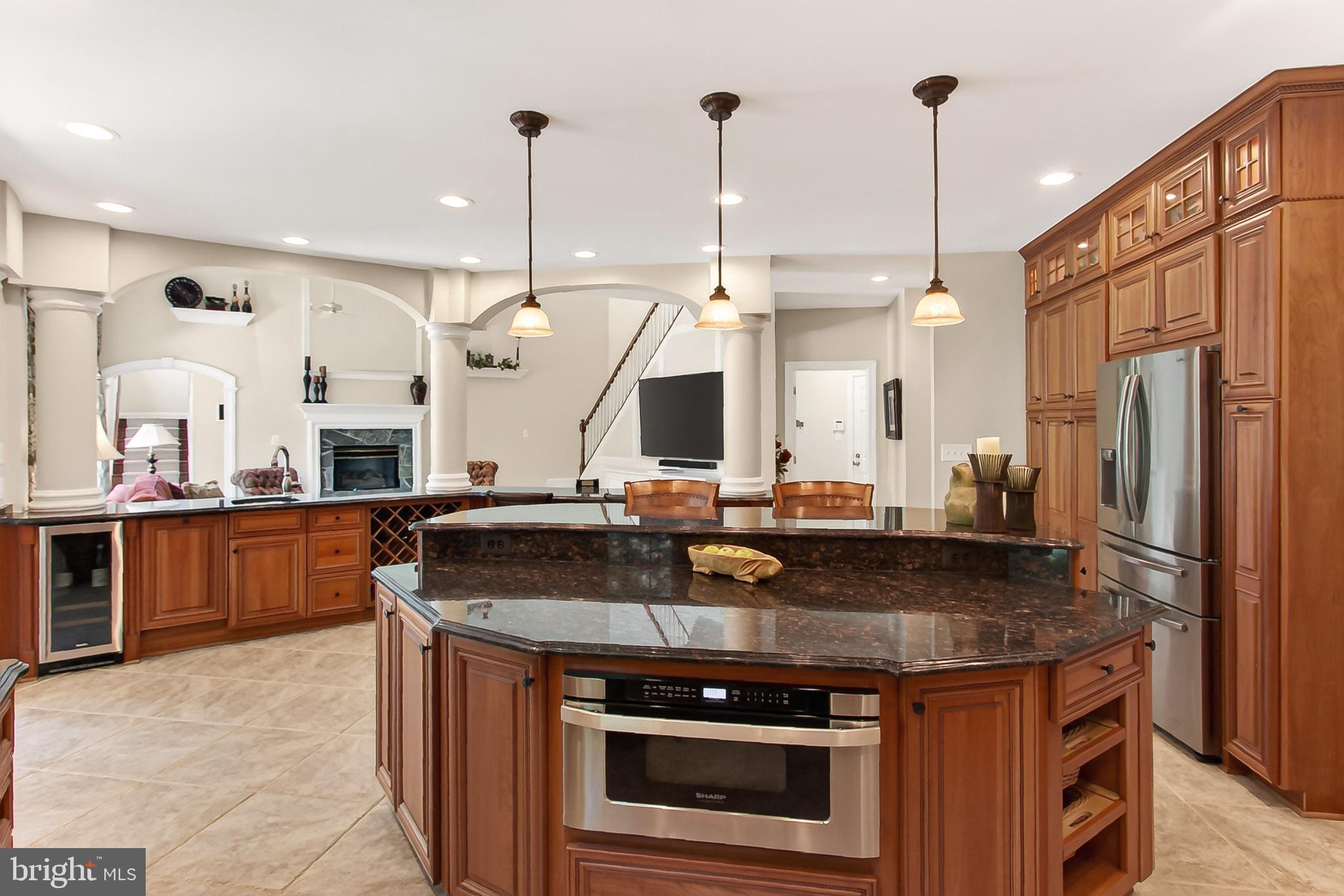 EDGEWATER - Residential