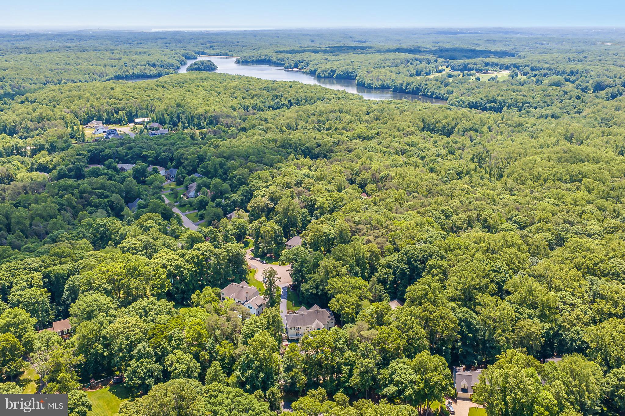 EDGEWATER - Residential