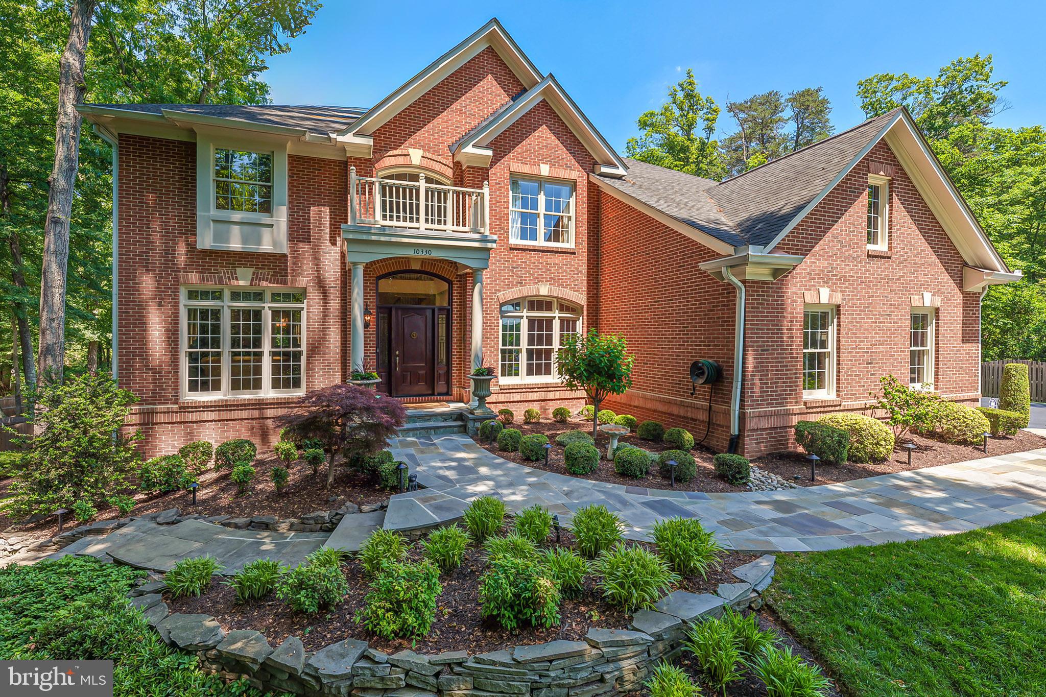 EDGEWATER - Residential