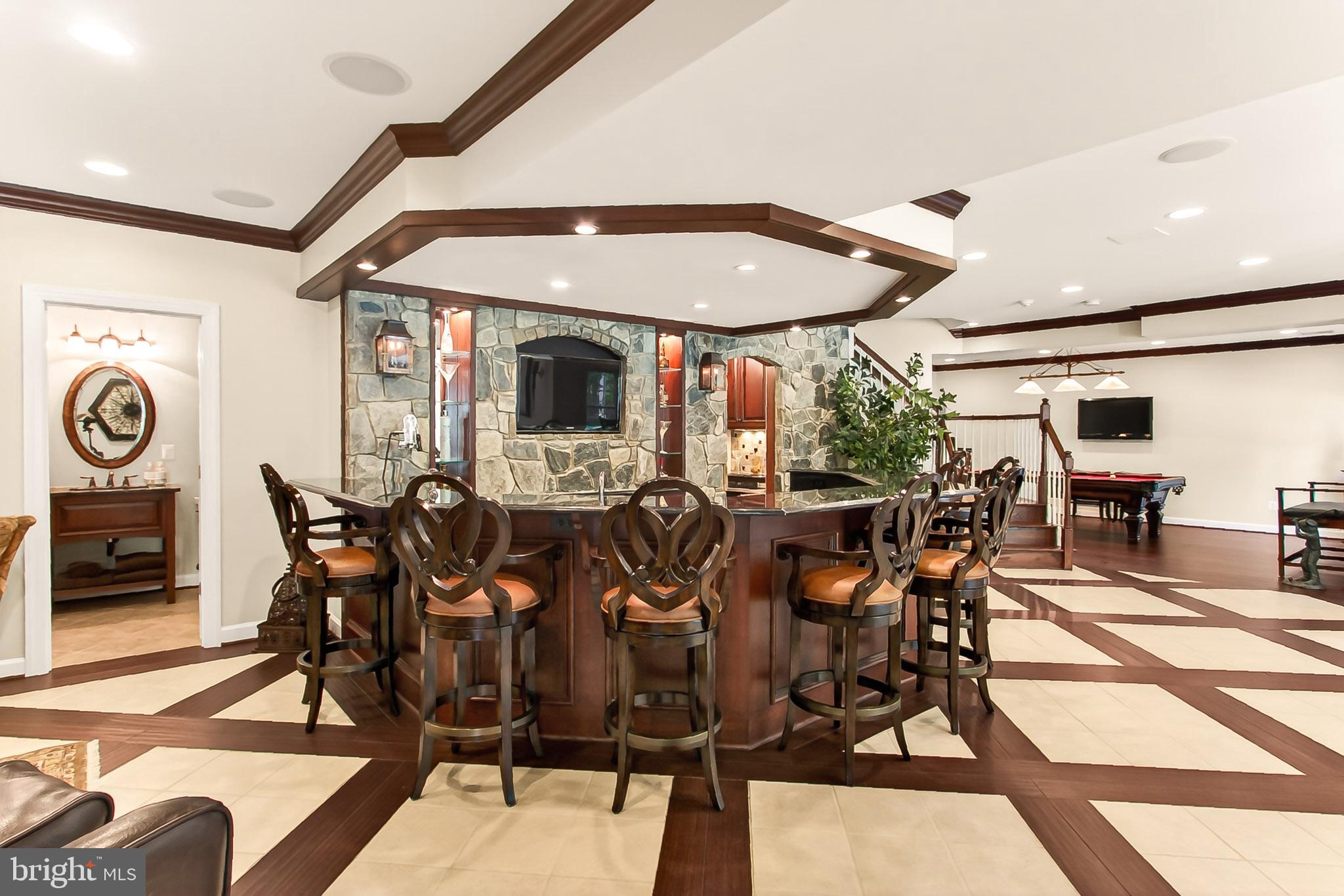 EDGEWATER - Residential