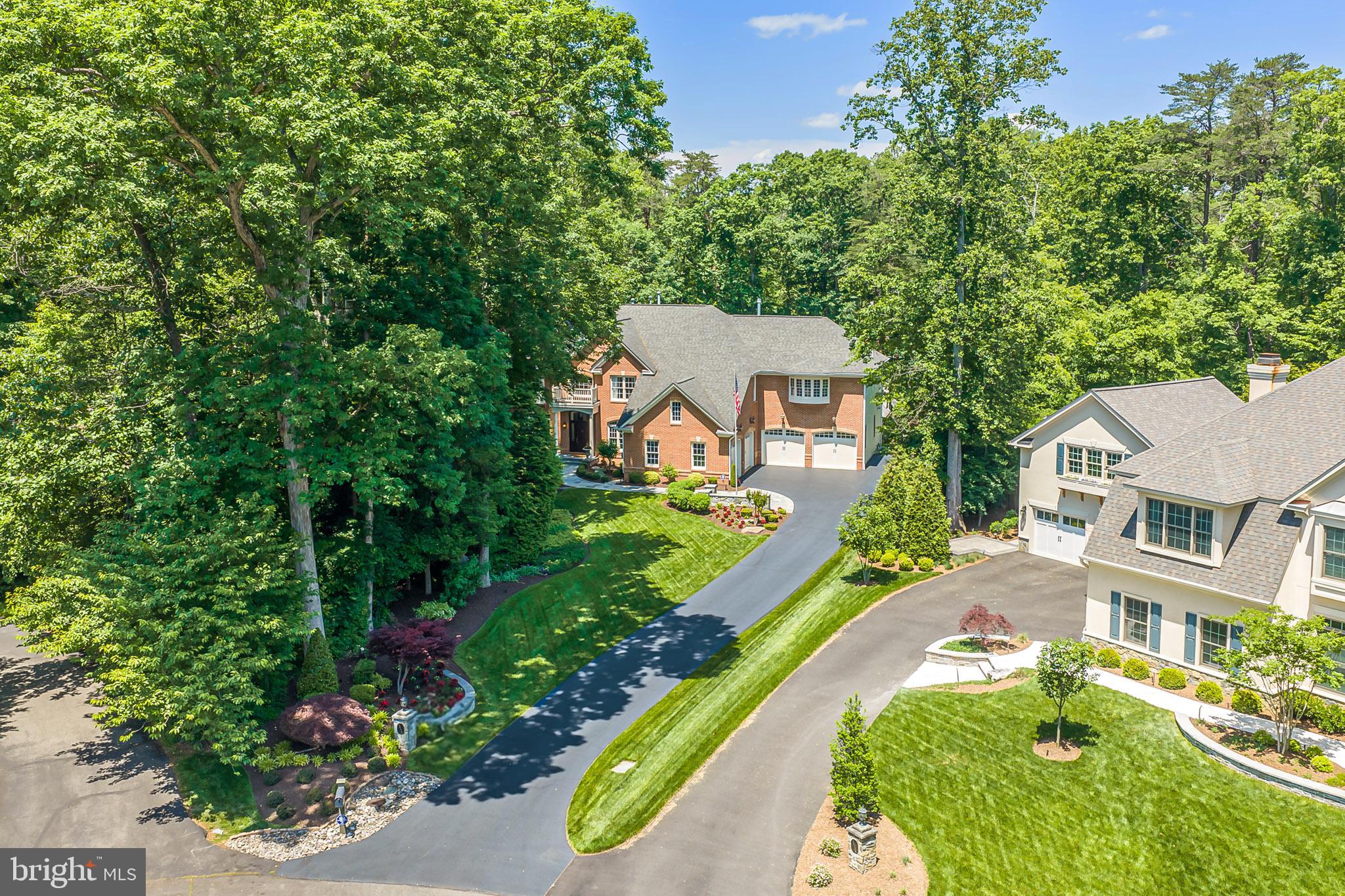 EDGEWATER - Residential