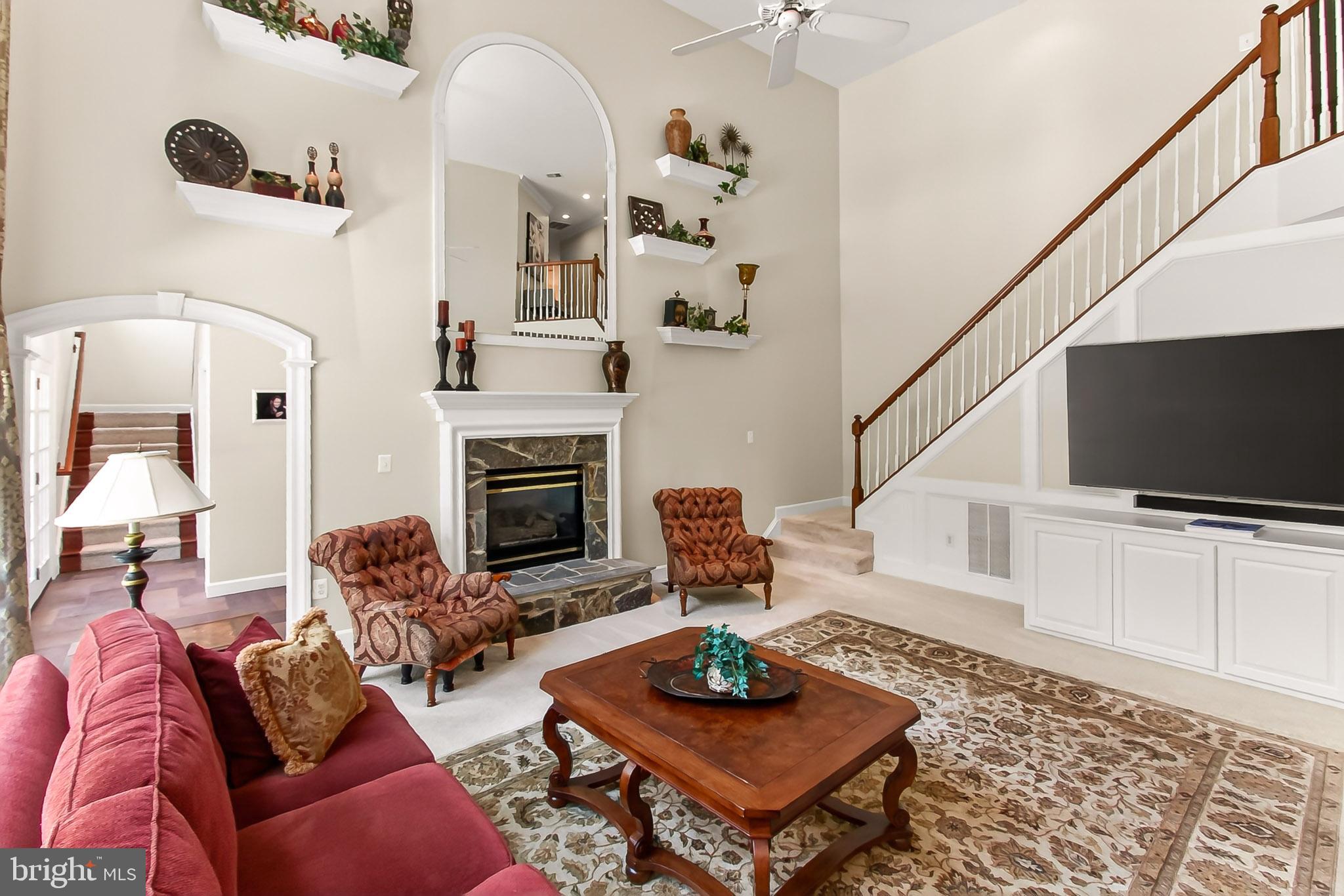 EDGEWATER - Residential