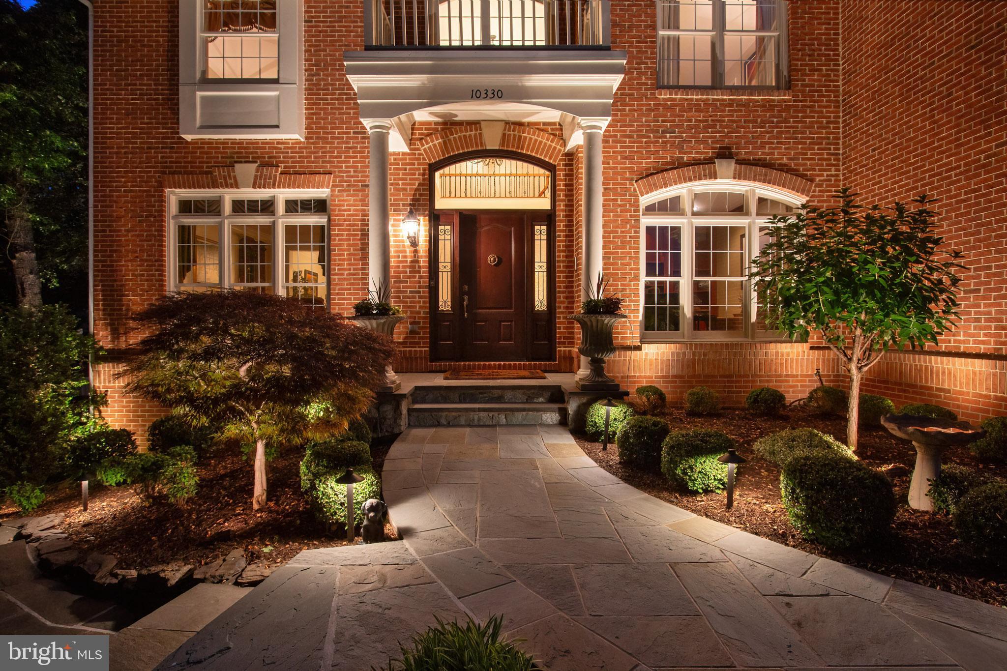 EDGEWATER - Residential
