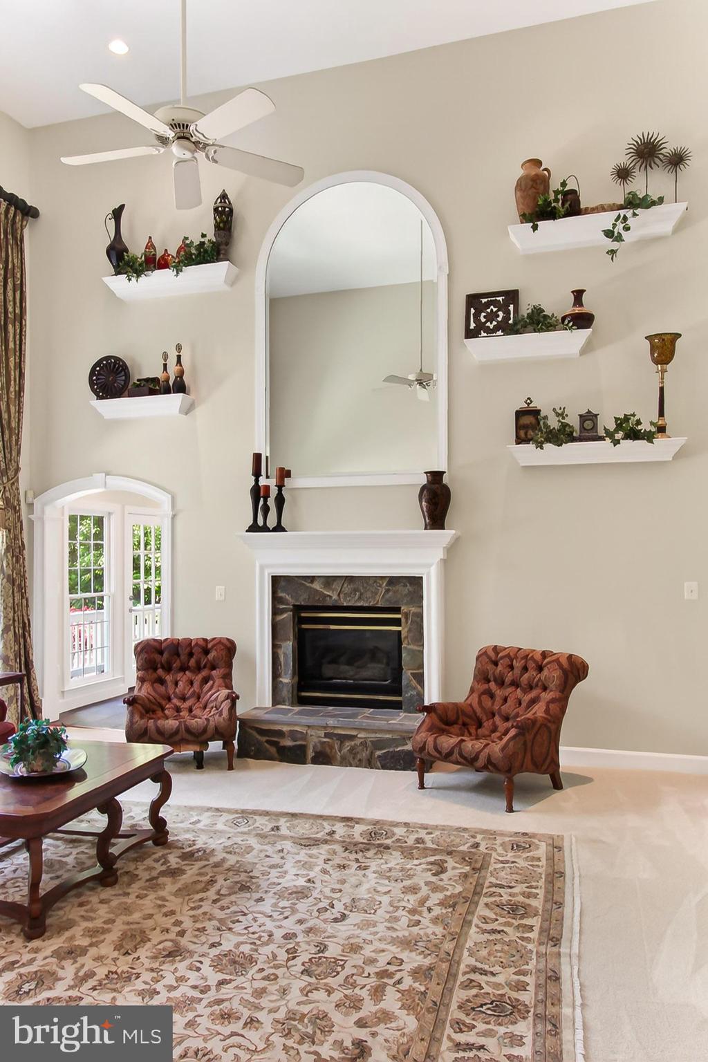 EDGEWATER - Residential