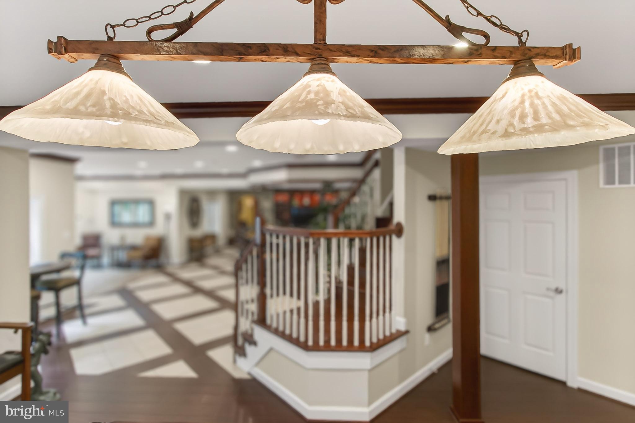 EDGEWATER - Residential