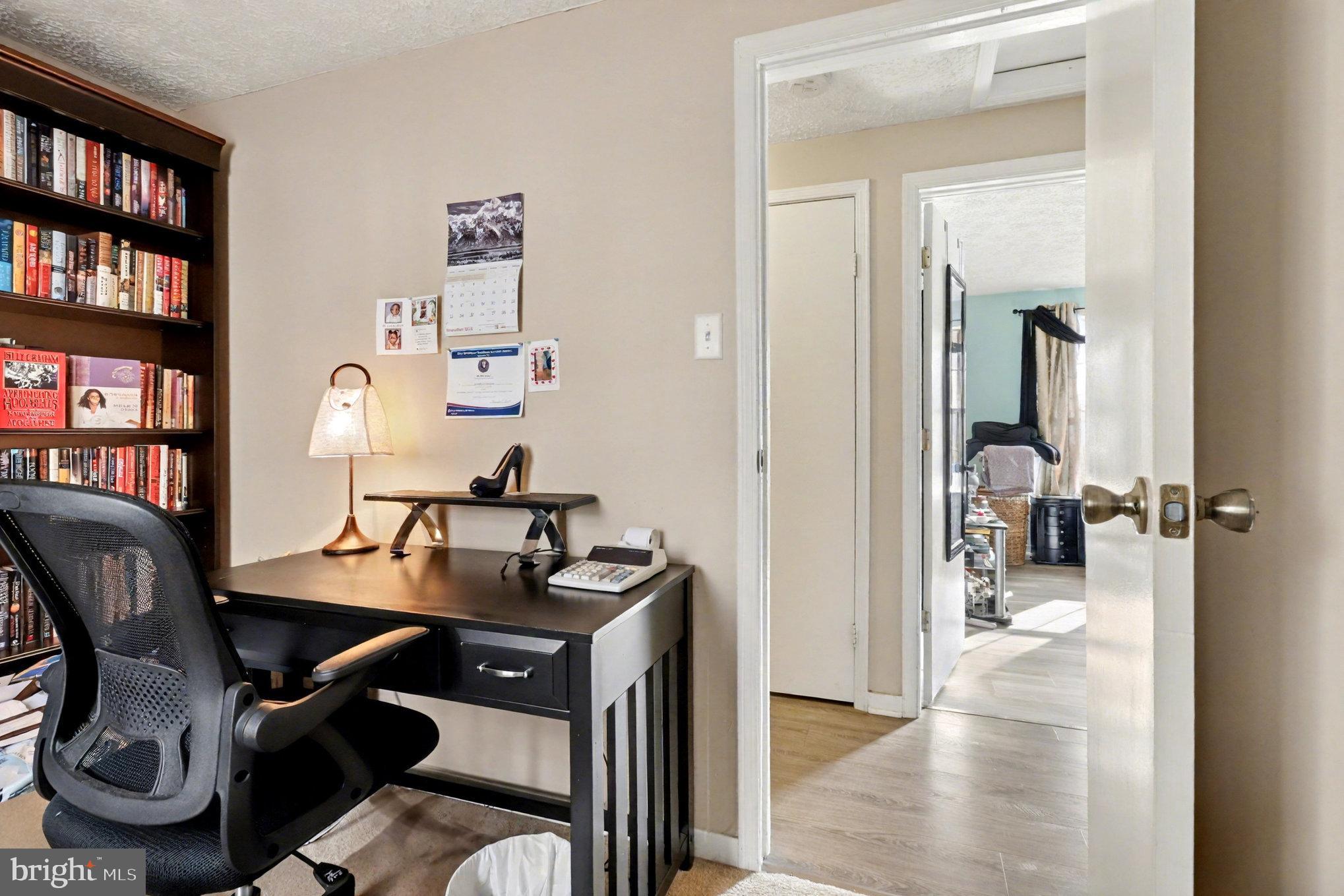 LAKE LAND OR - Residential