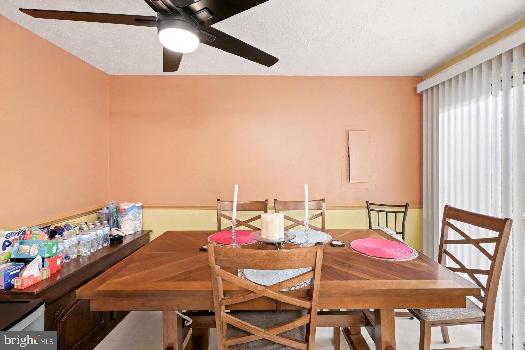 LAKE LAND OR - Residential