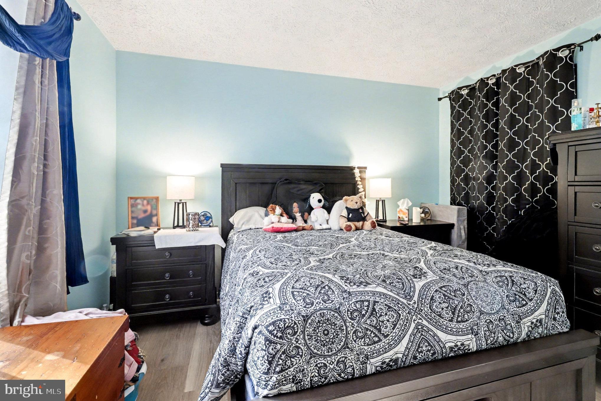 LAKE LAND OR - Residential