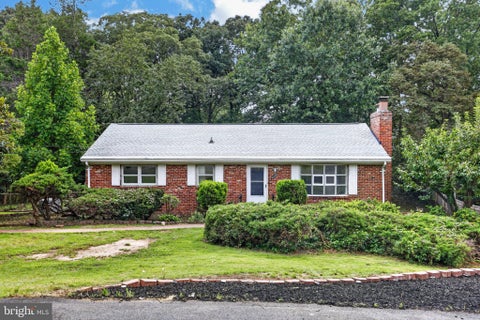 Homes For Rent - 6104 Saint John Drive<br/> ALEXANDRIA, VA 22310