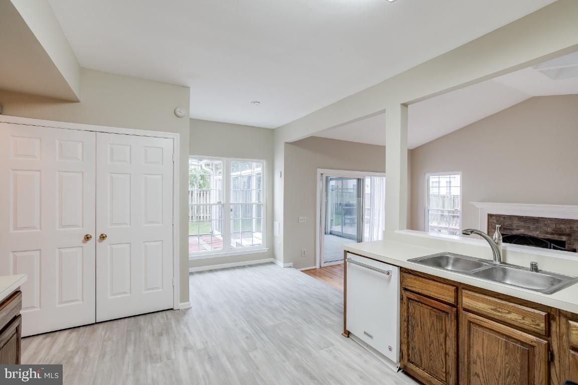 WOODSTONE - Residential