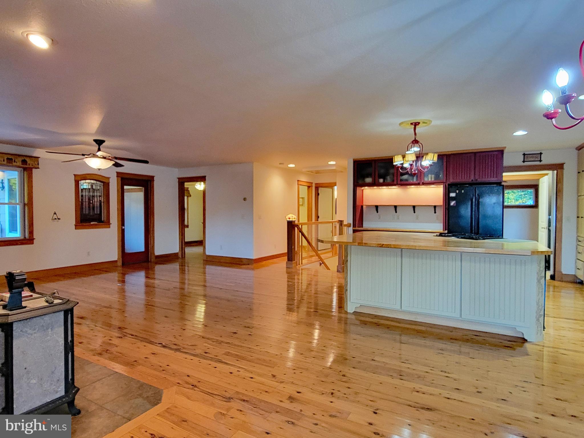 THE HIGHLANDS MEADOW MOUNTAIN - Residential