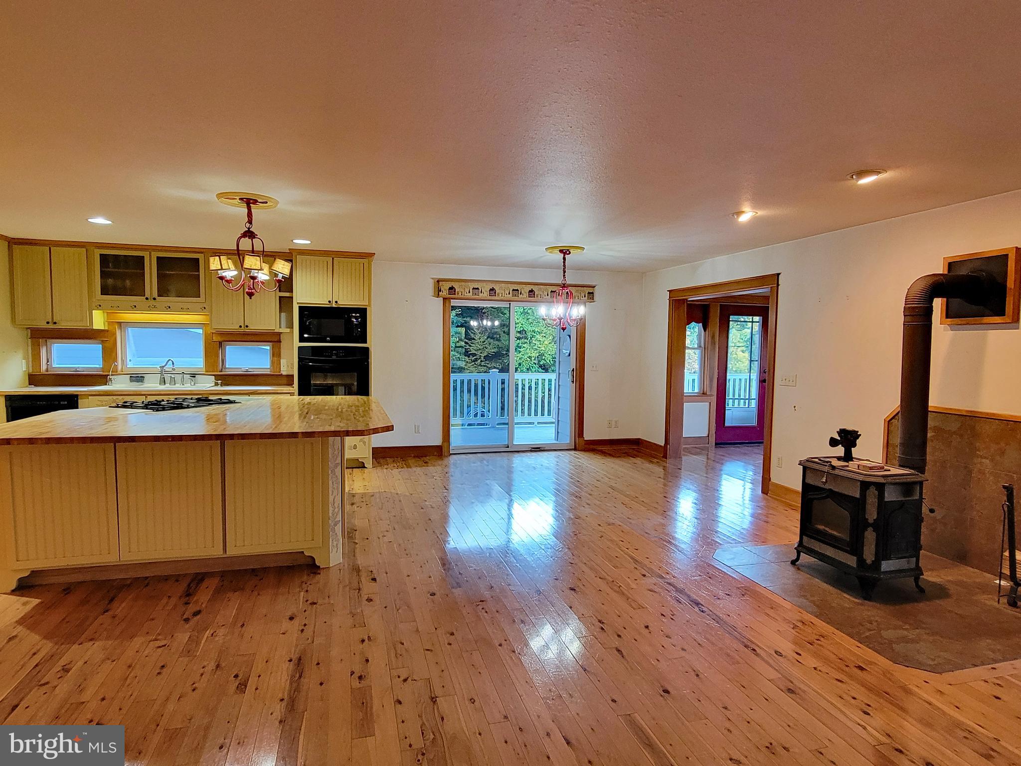 THE HIGHLANDS MEADOW MOUNTAIN - Residential