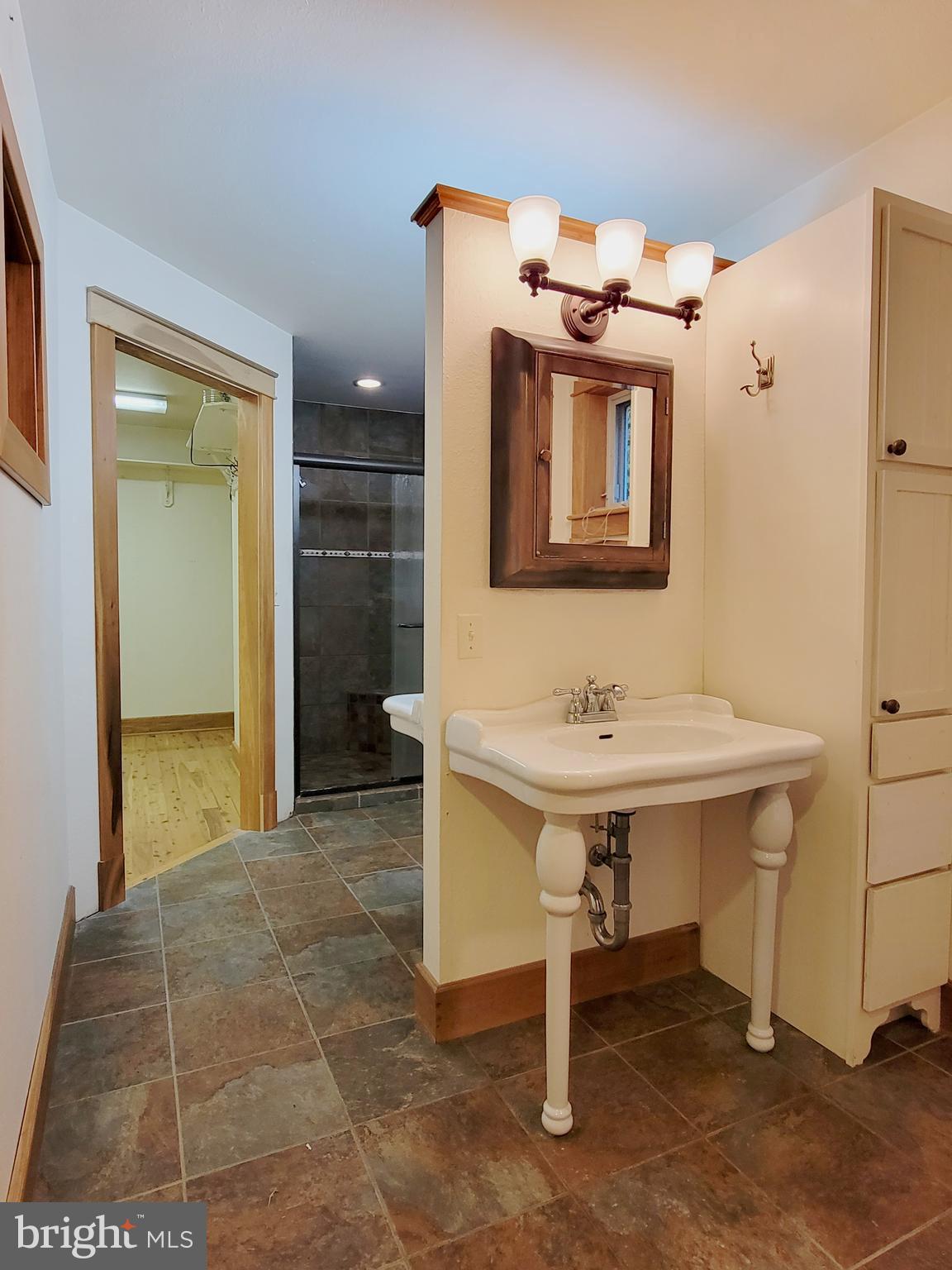 THE HIGHLANDS MEADOW MOUNTAIN - Residential