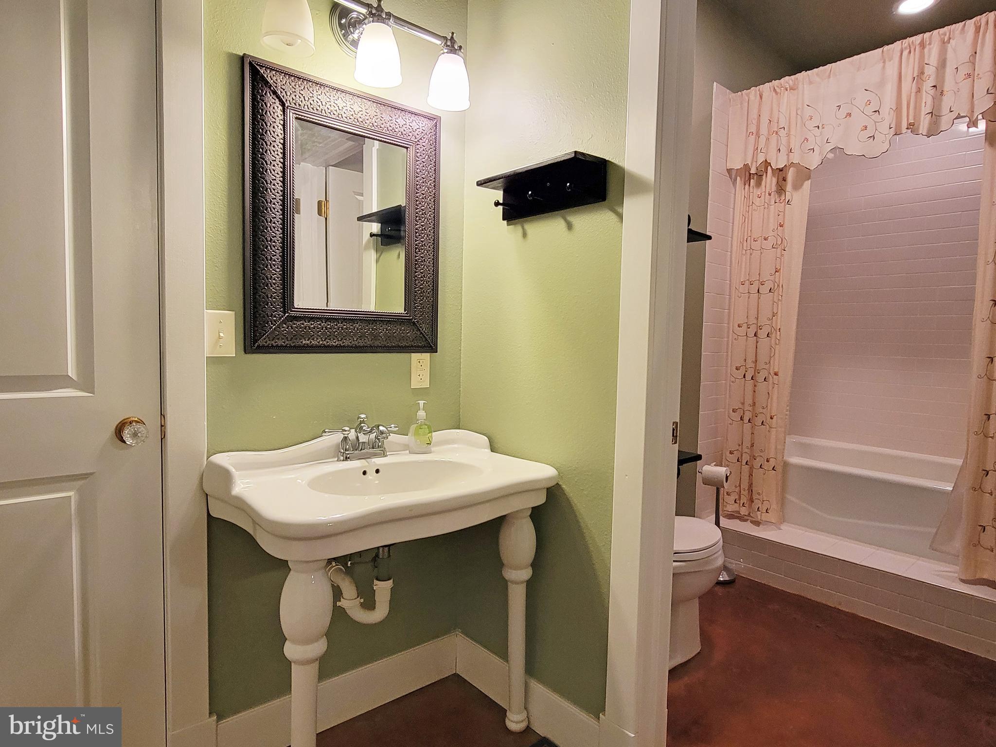 THE HIGHLANDS MEADOW MOUNTAIN - Residential