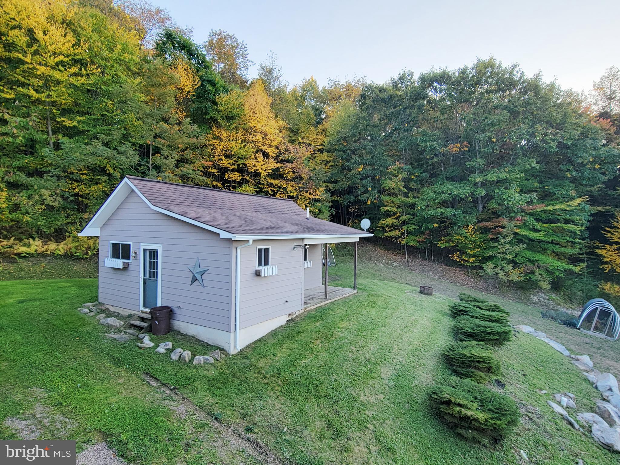 THE HIGHLANDS MEADOW MOUNTAIN - Residential