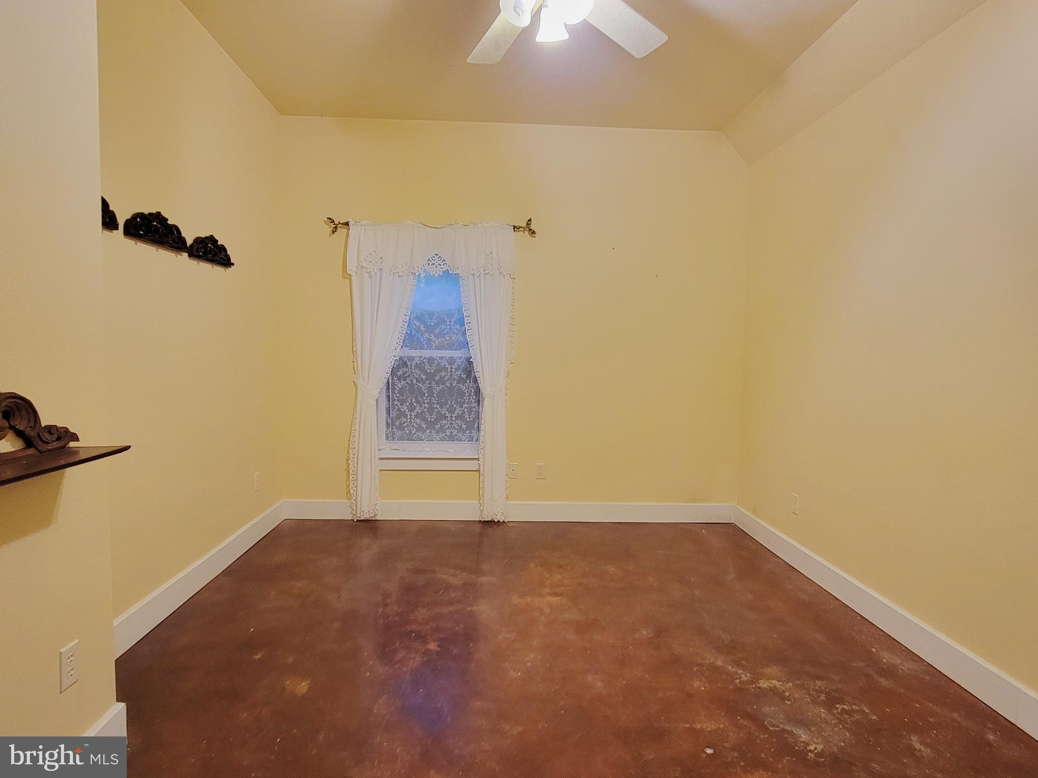 THE HIGHLANDS MEADOW MOUNTAIN - Residential