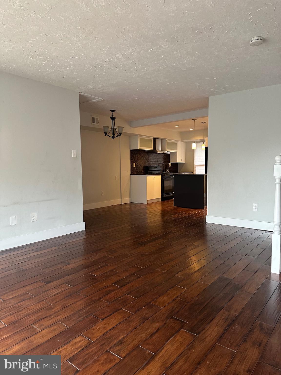 BAKERS BAY CONDOMINIUMS - Residential Lease