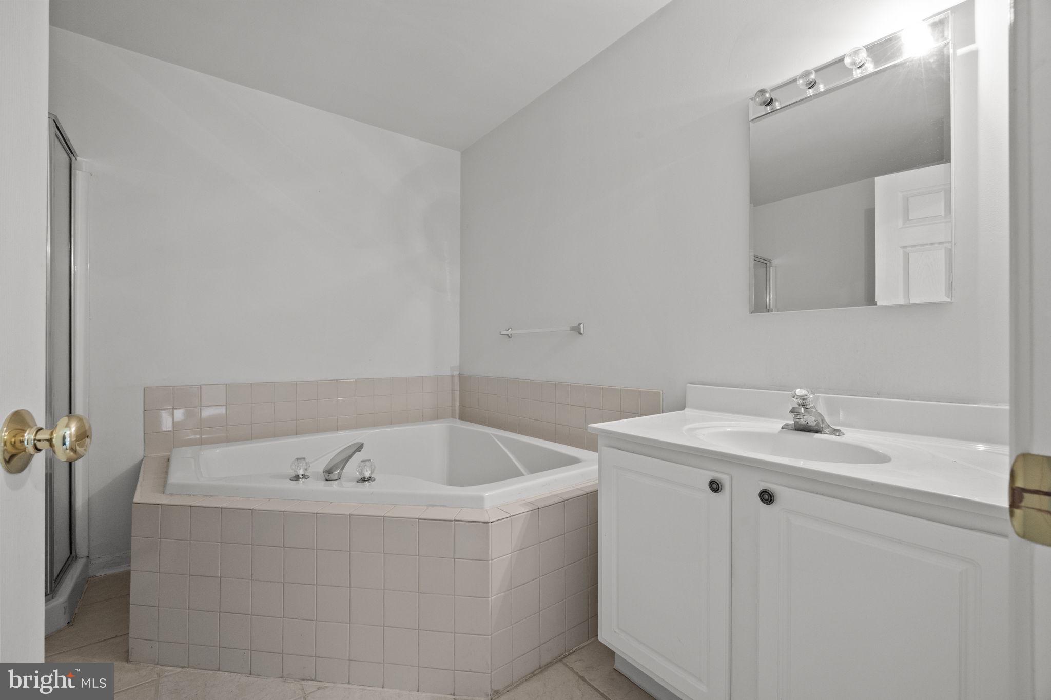 WILLOW BROOK - Residential