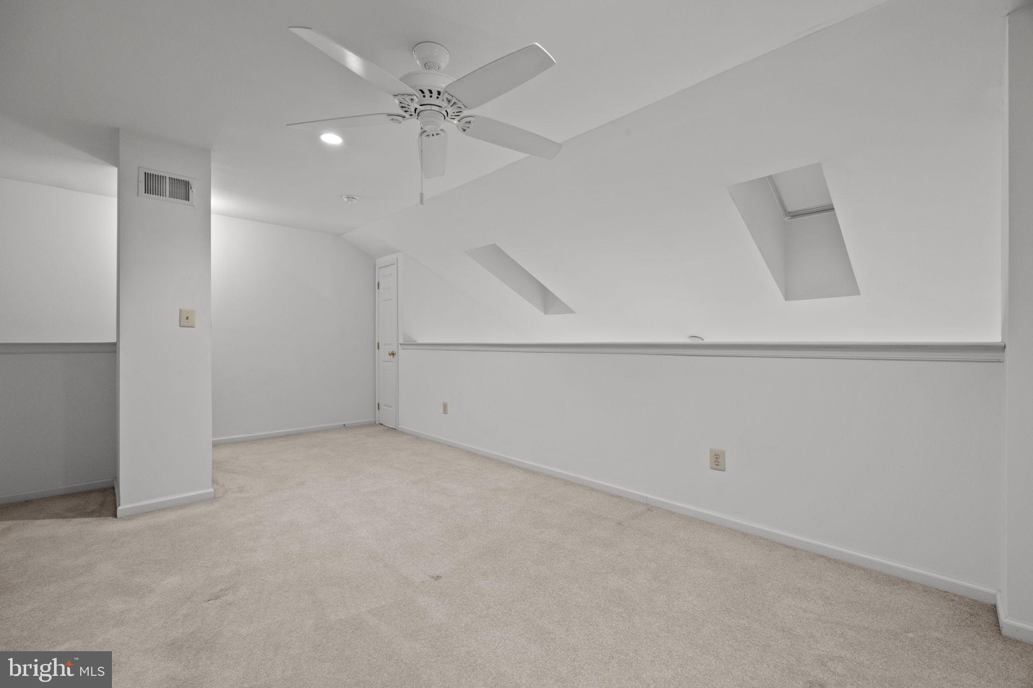 WILLOW BROOK - Residential