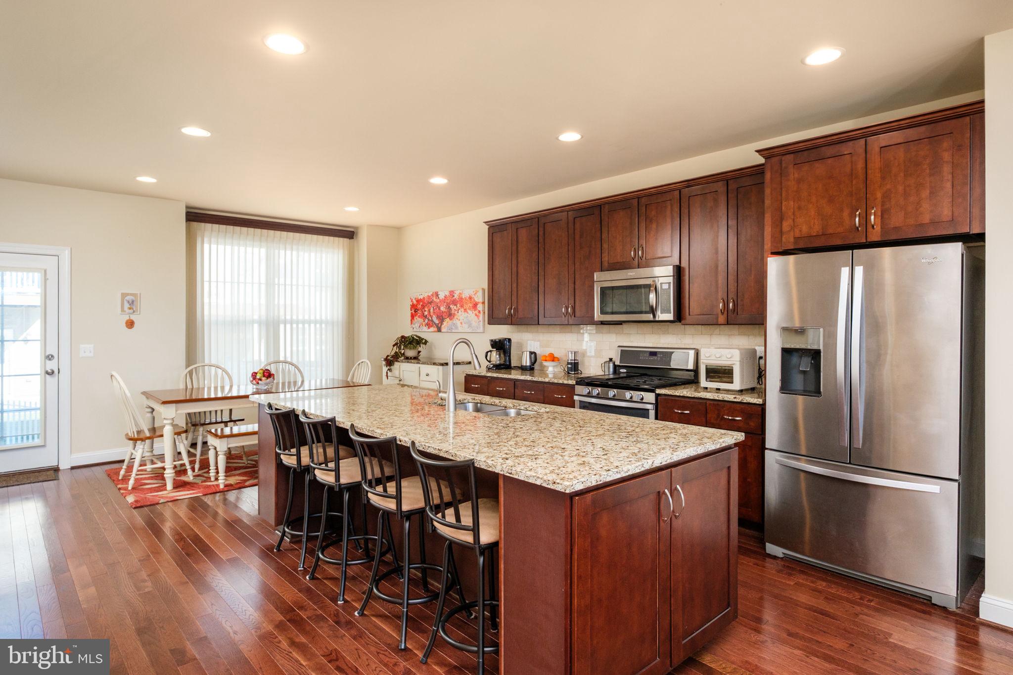 PRESTON LAKE - Residential