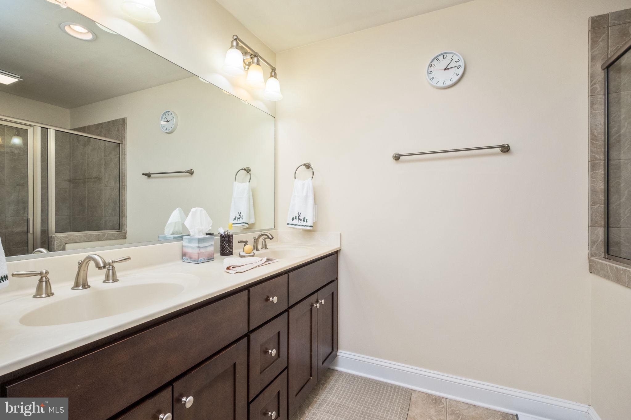 PRESTON LAKE - Residential