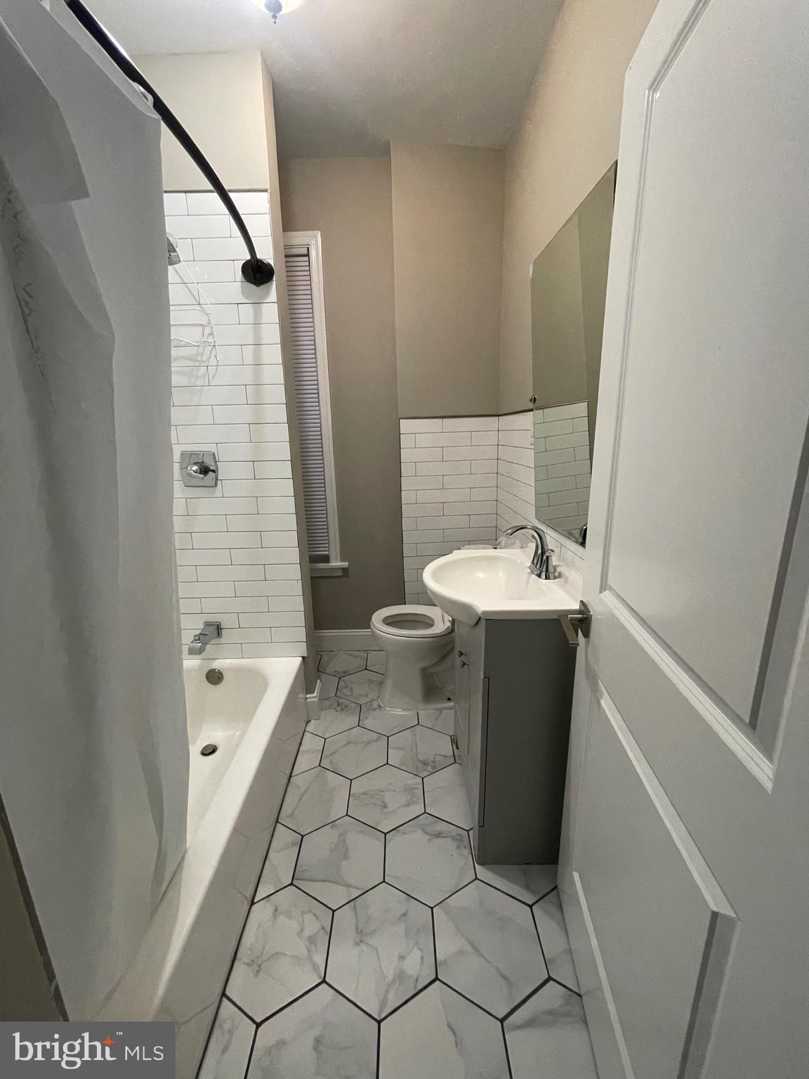 WEST PHILADELPHIA - Residential