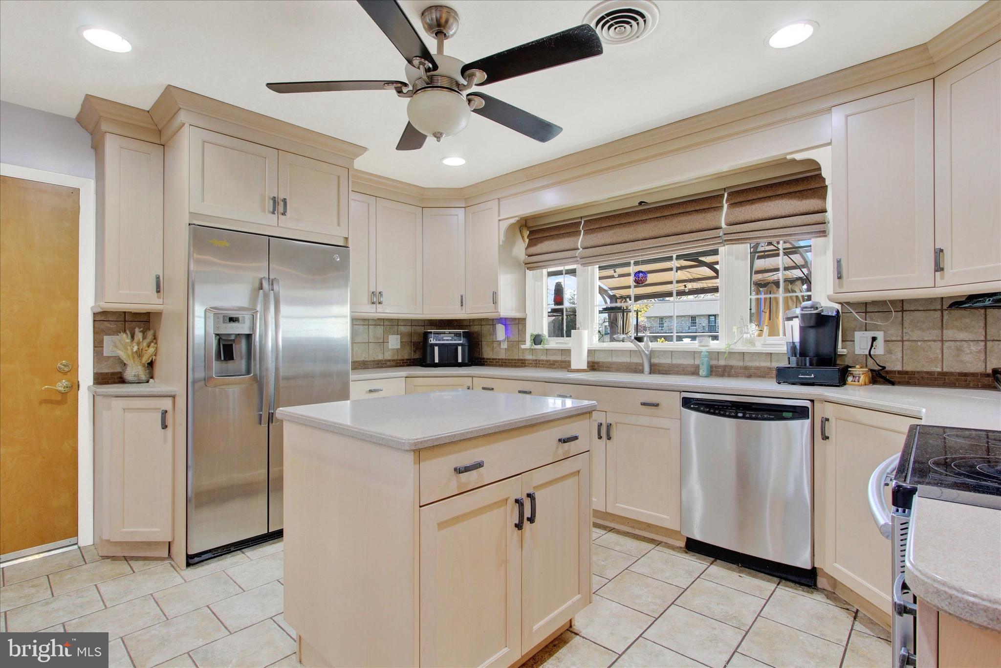 MULLERTOWN - Residential