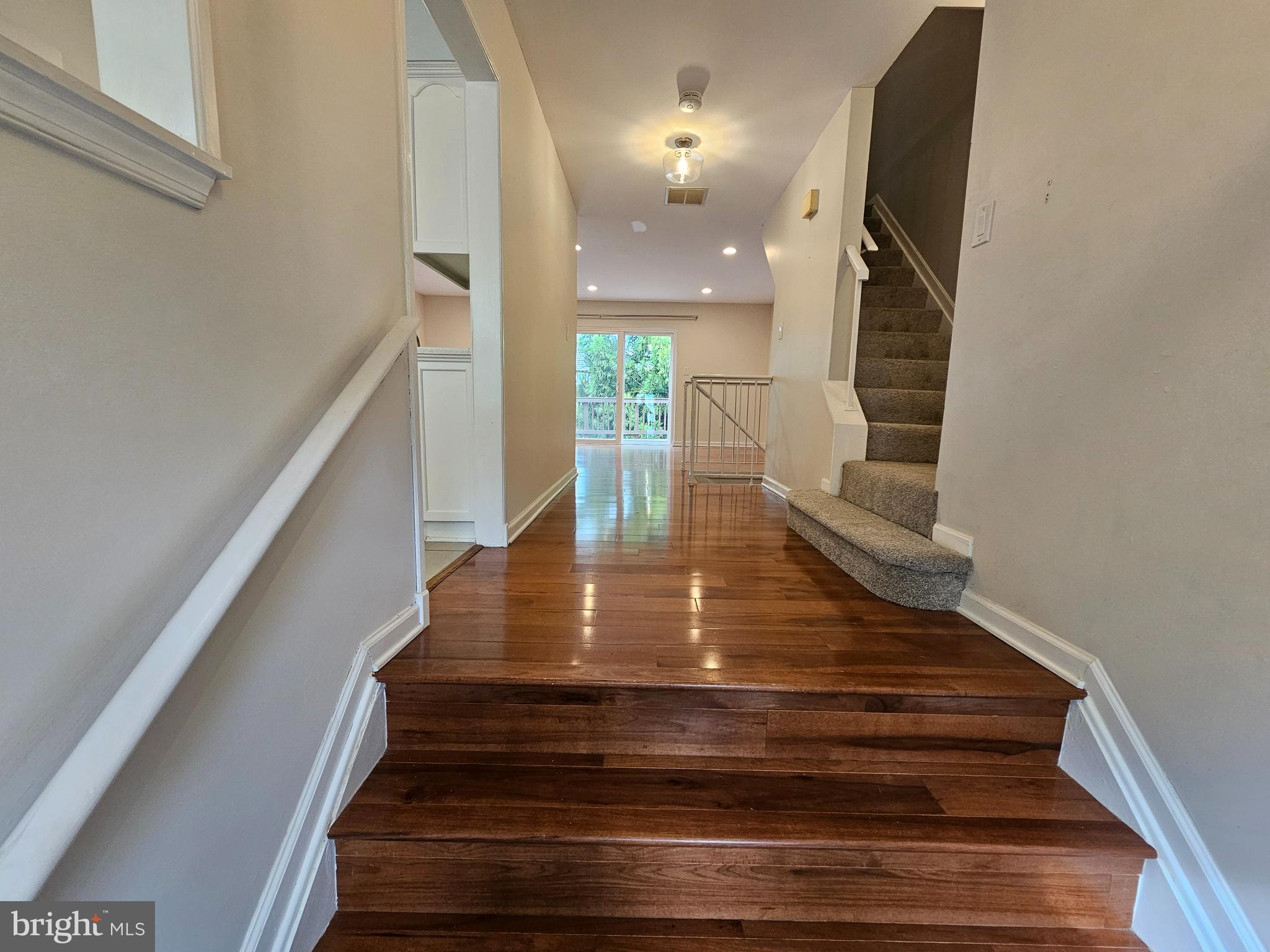 18278 ROLLING MEADOW WAY