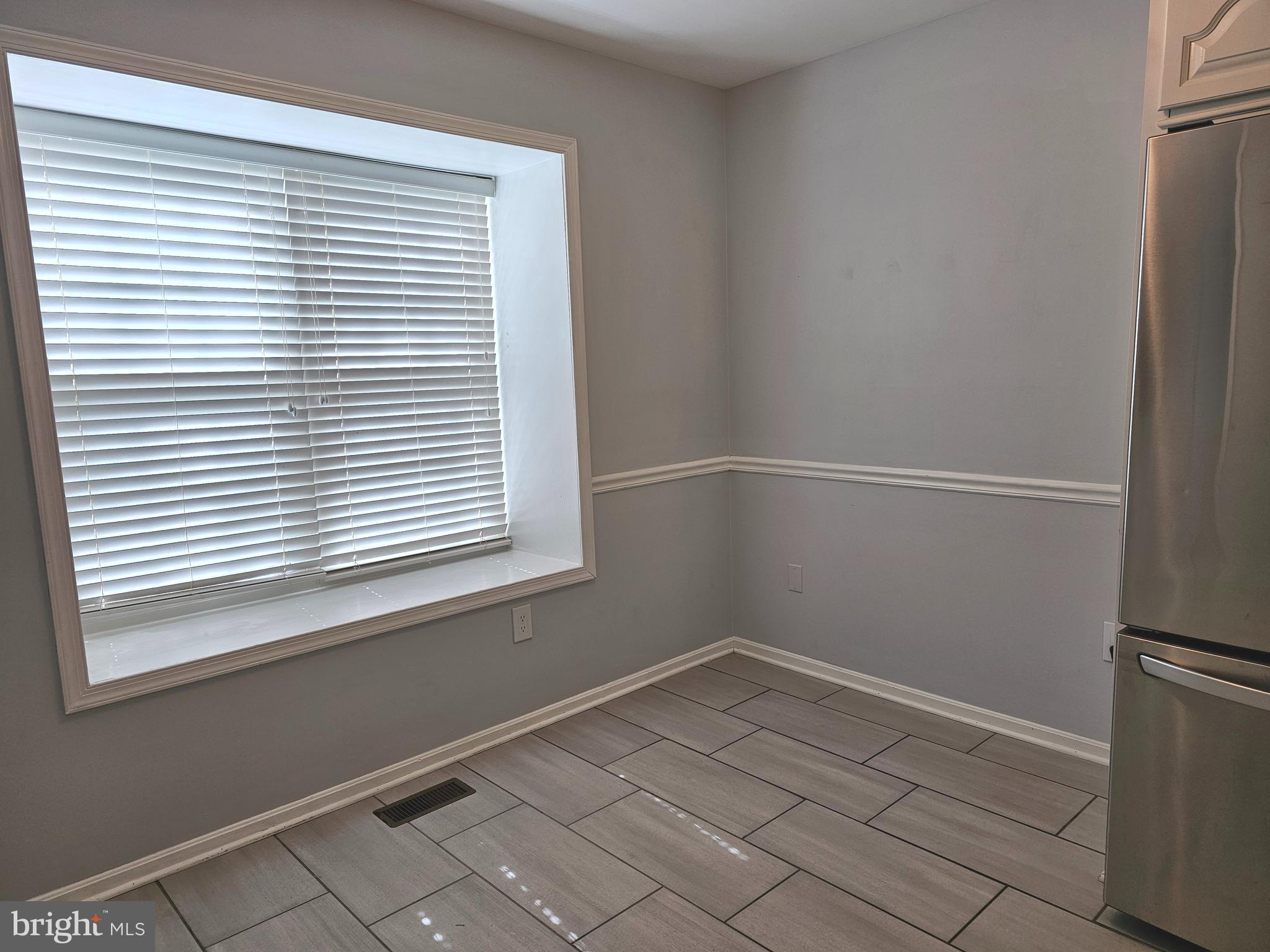 18278 ROLLING MEADOW WAY