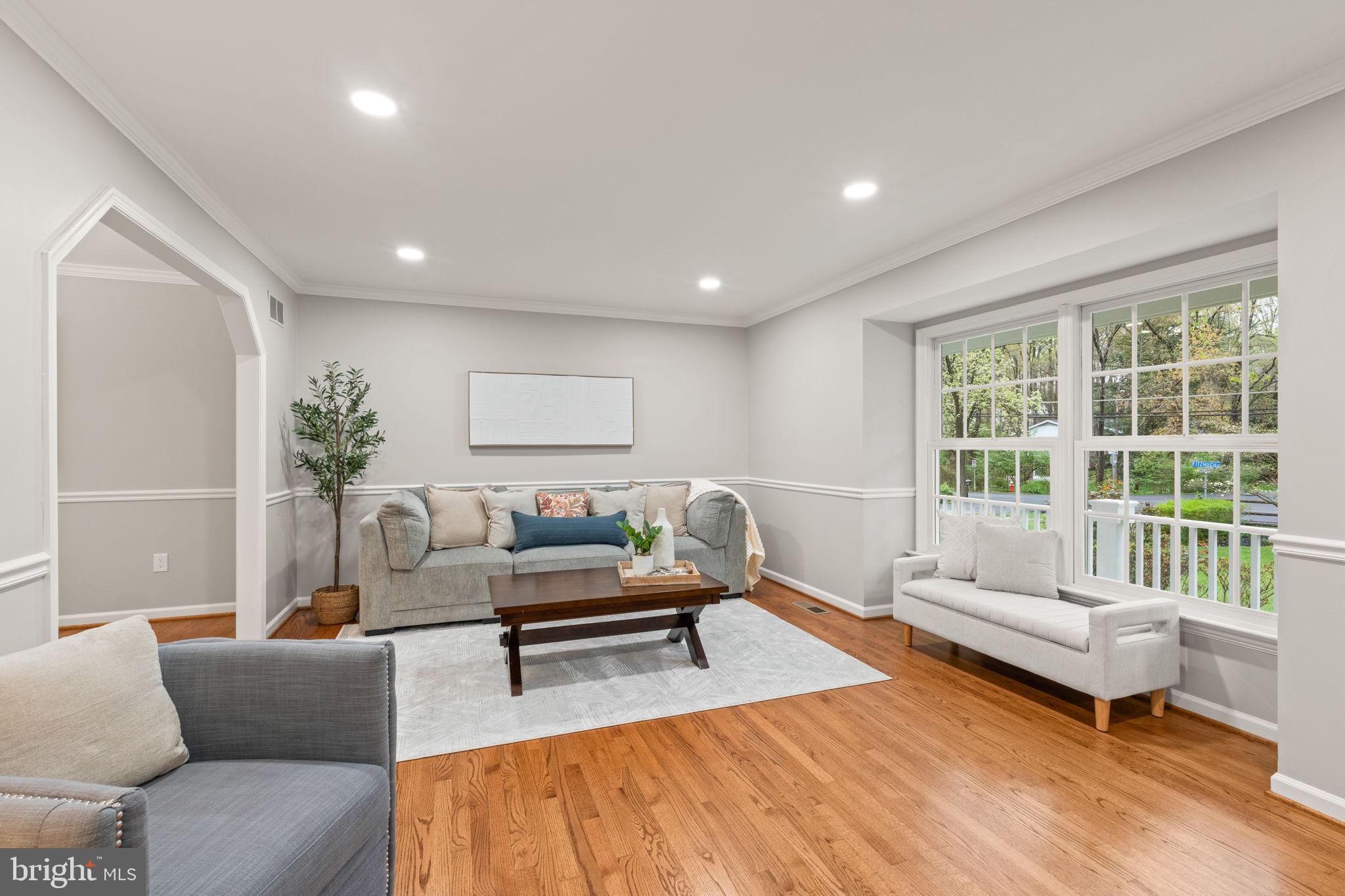 HOMEWOOD - Residential