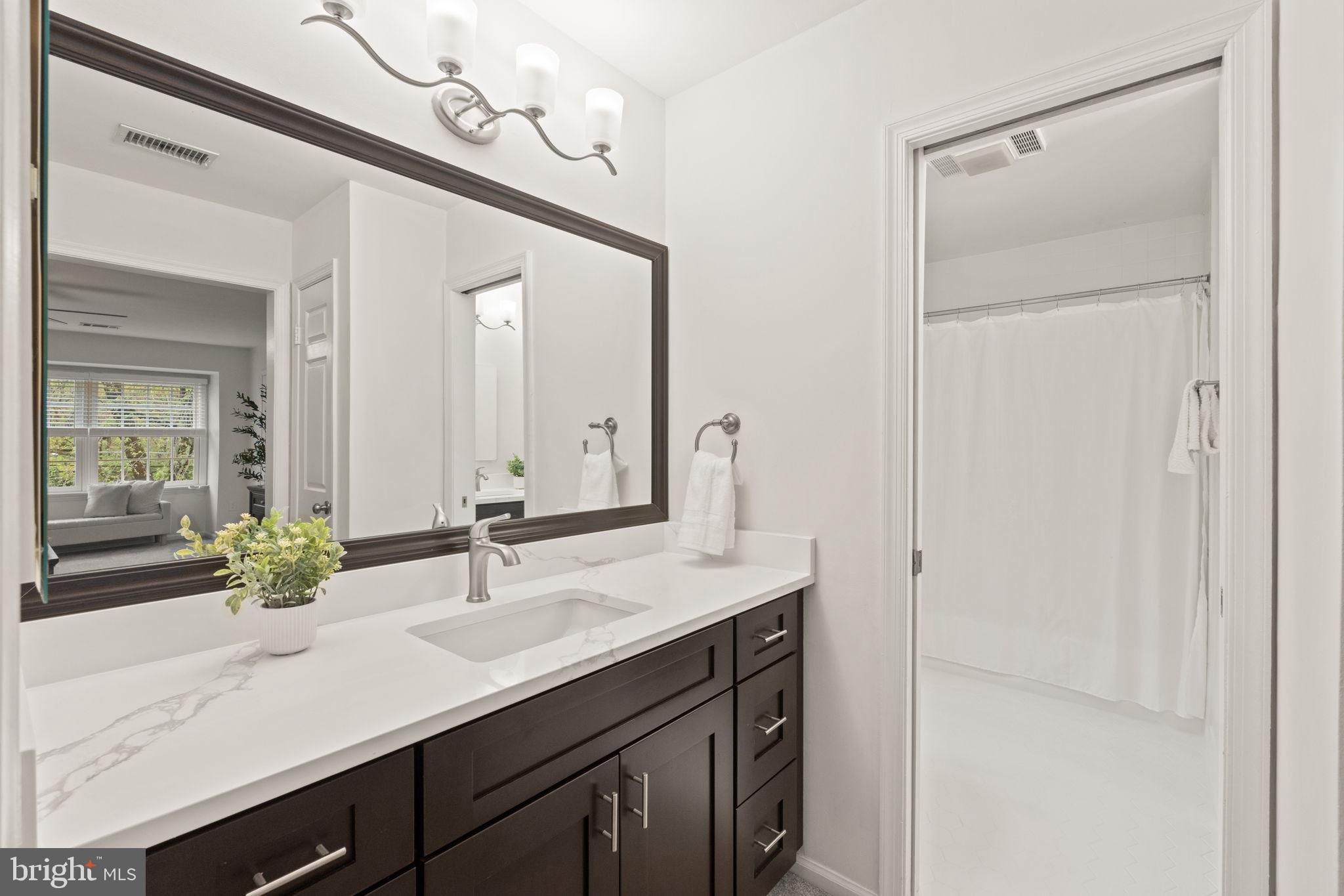 HOMEWOOD - Residential