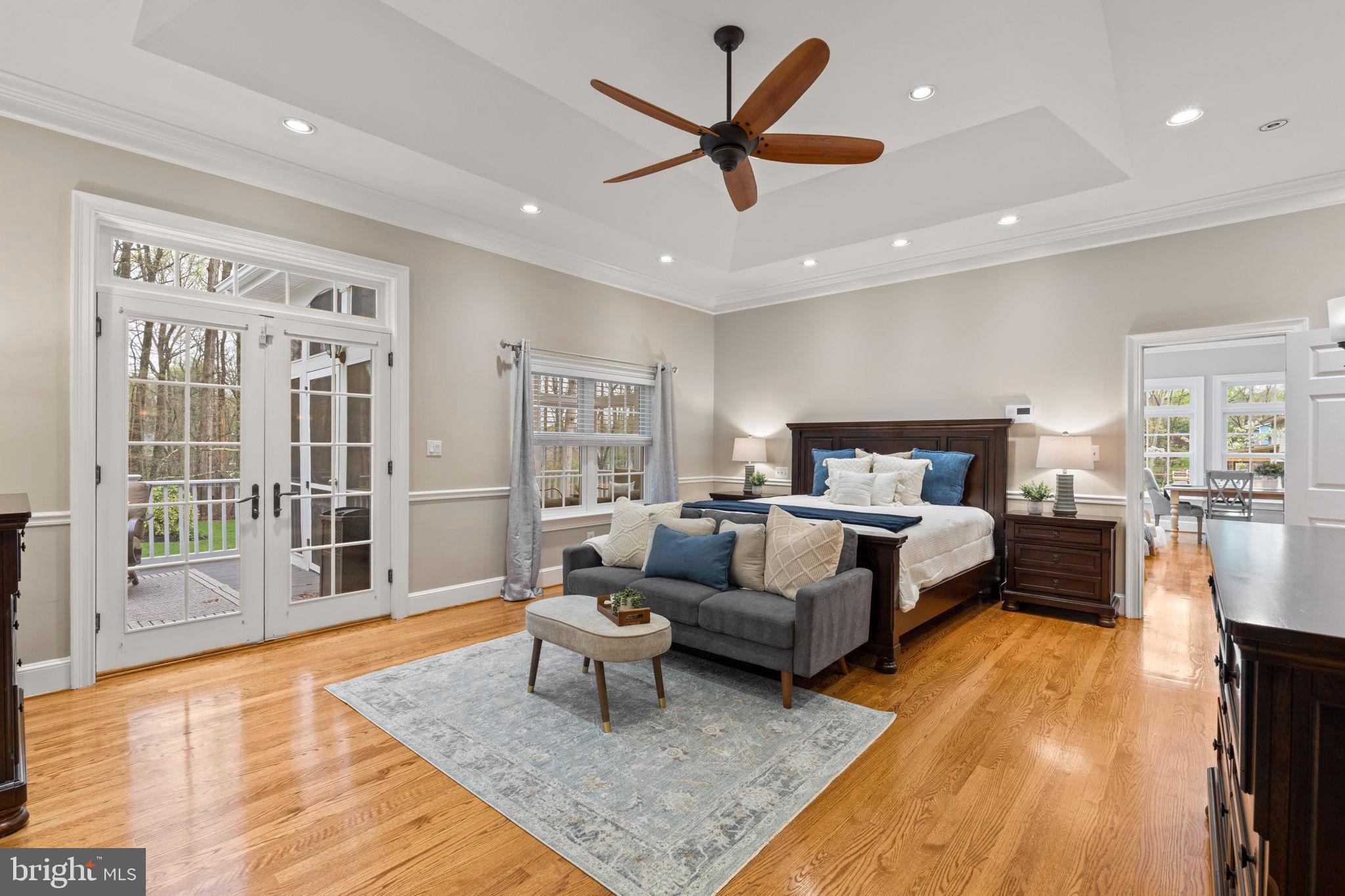 HOMEWOOD - Residential