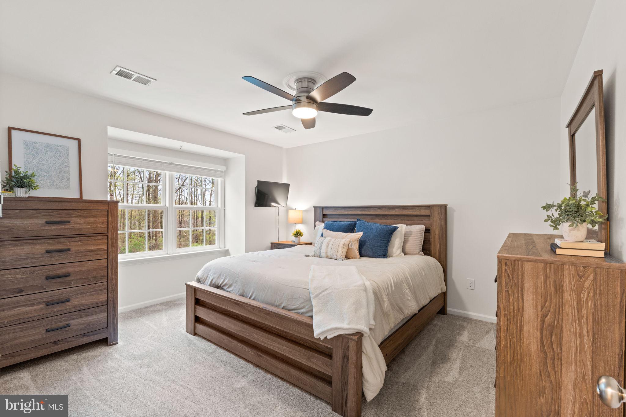 HOMEWOOD - Residential