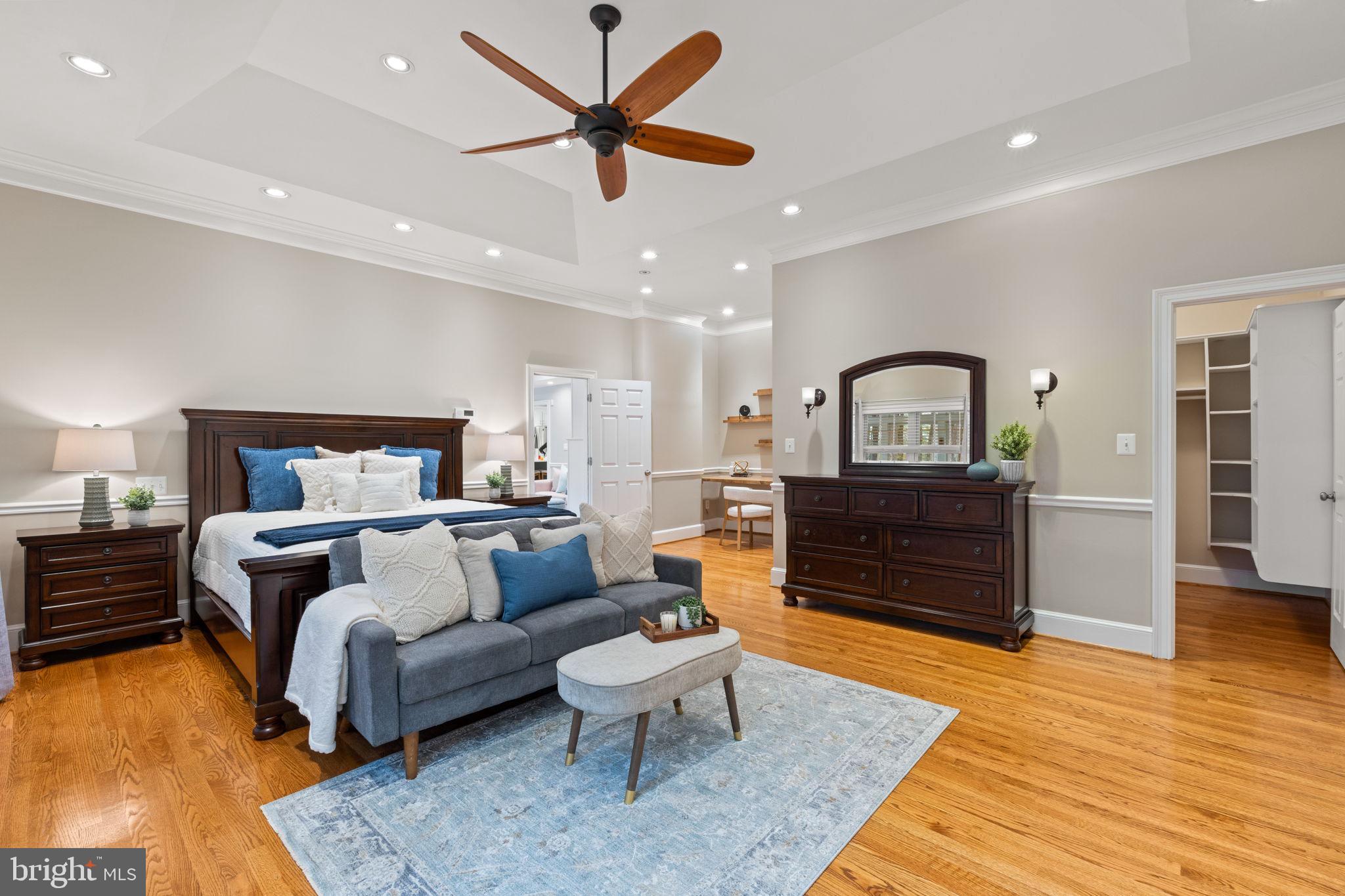 HOMEWOOD - Residential