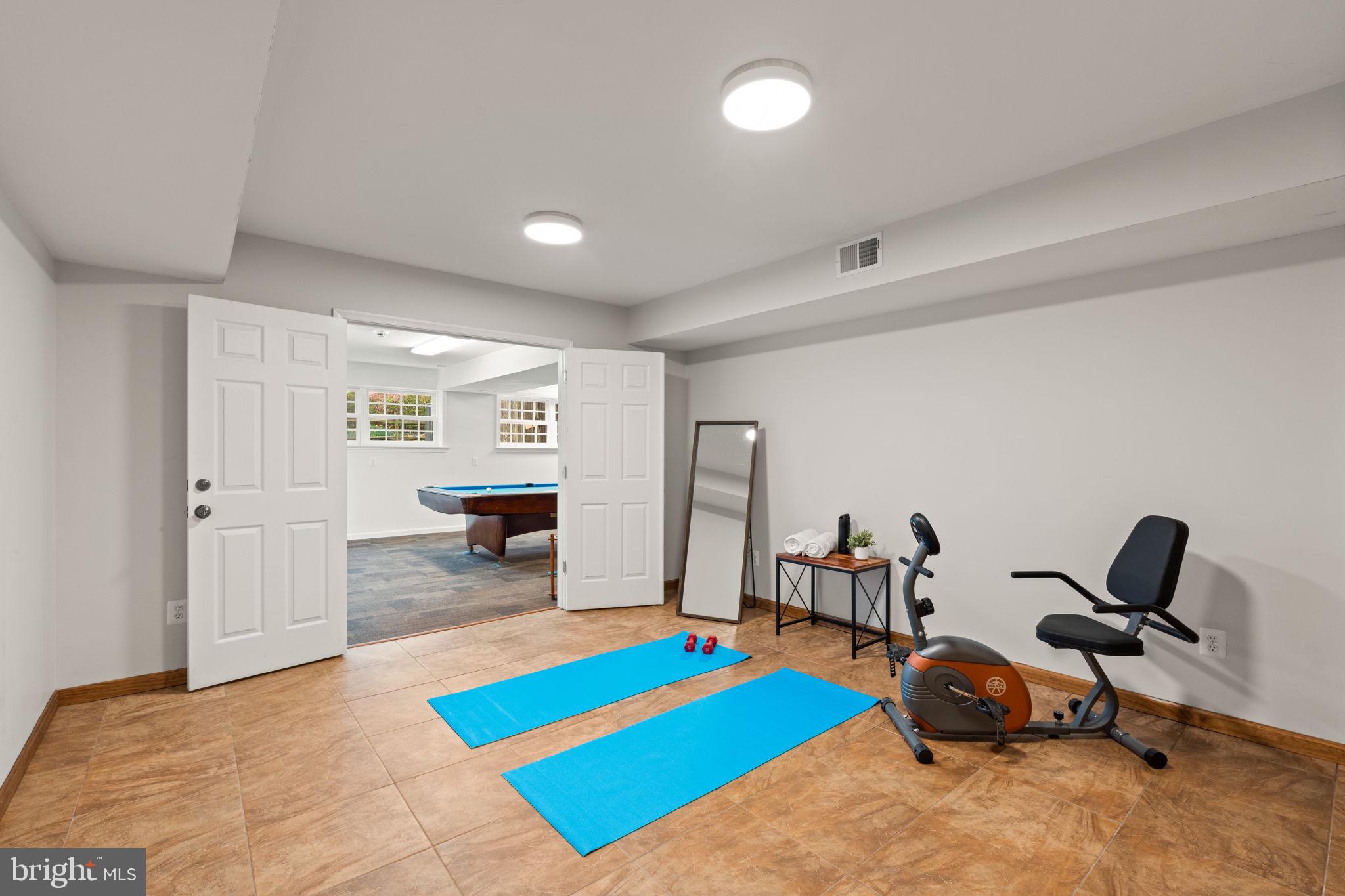 HOMEWOOD - Residential