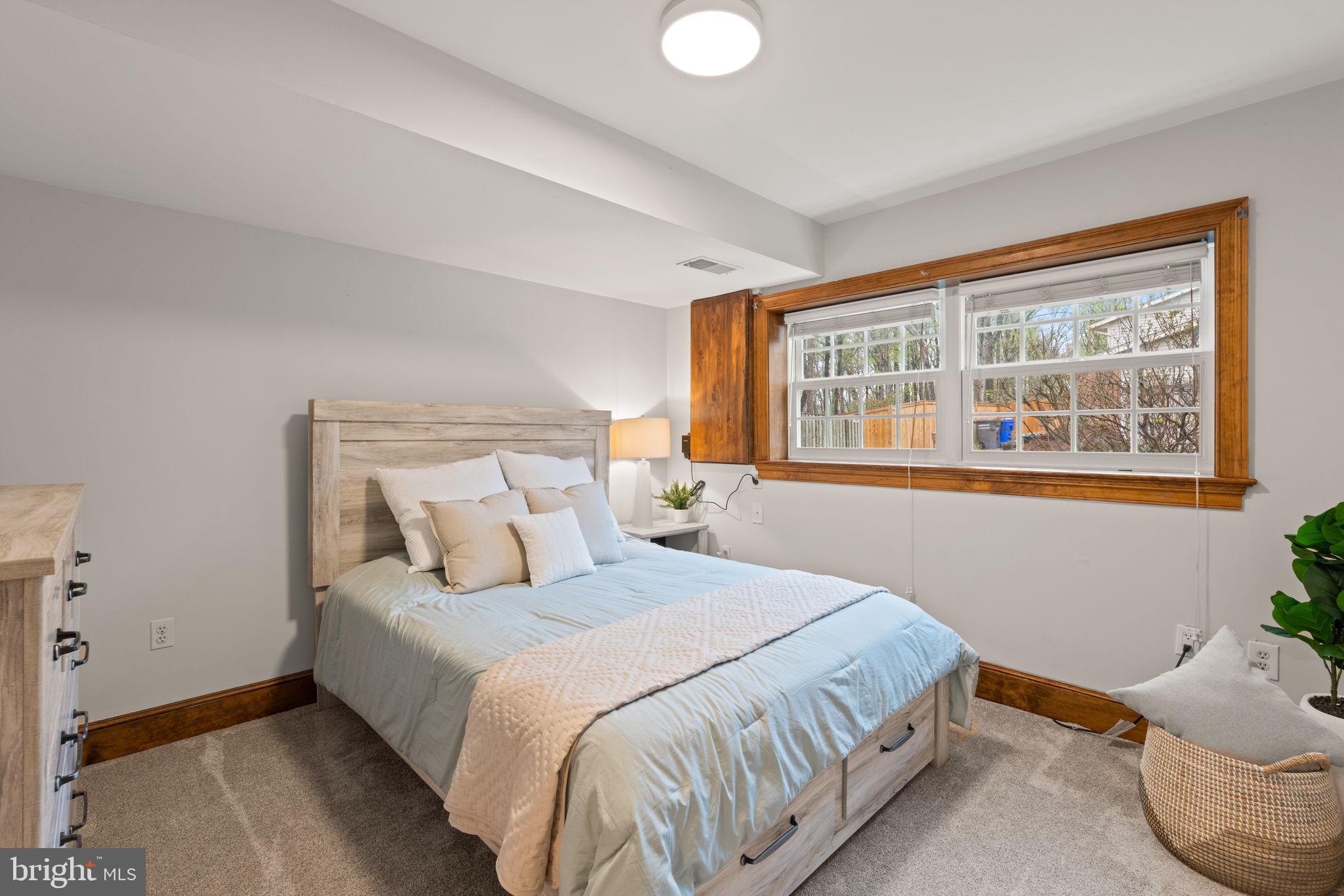 HOMEWOOD - Residential