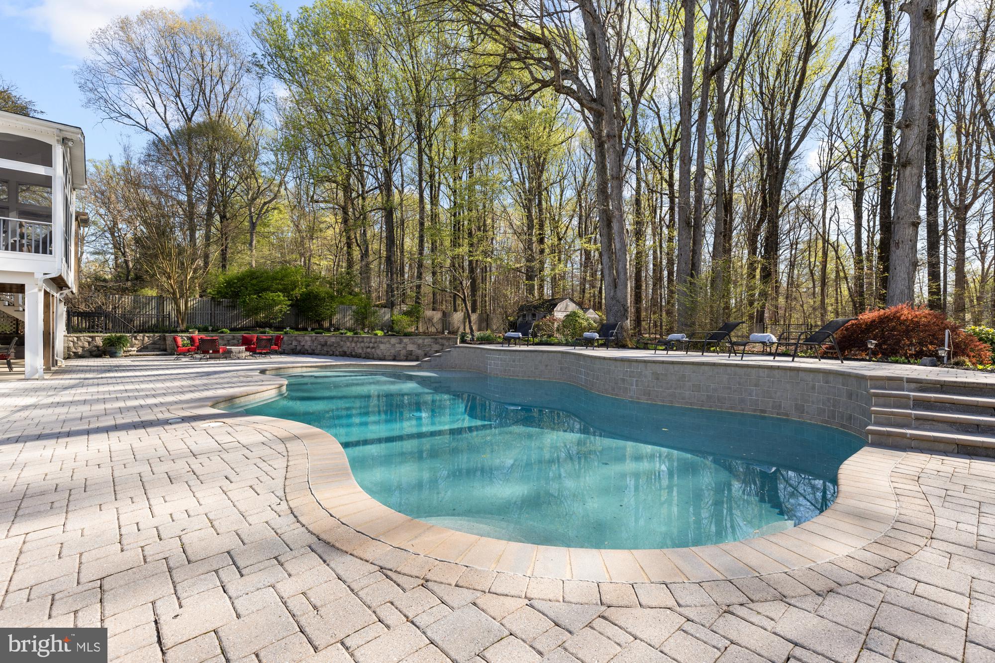 HOMEWOOD - Residential