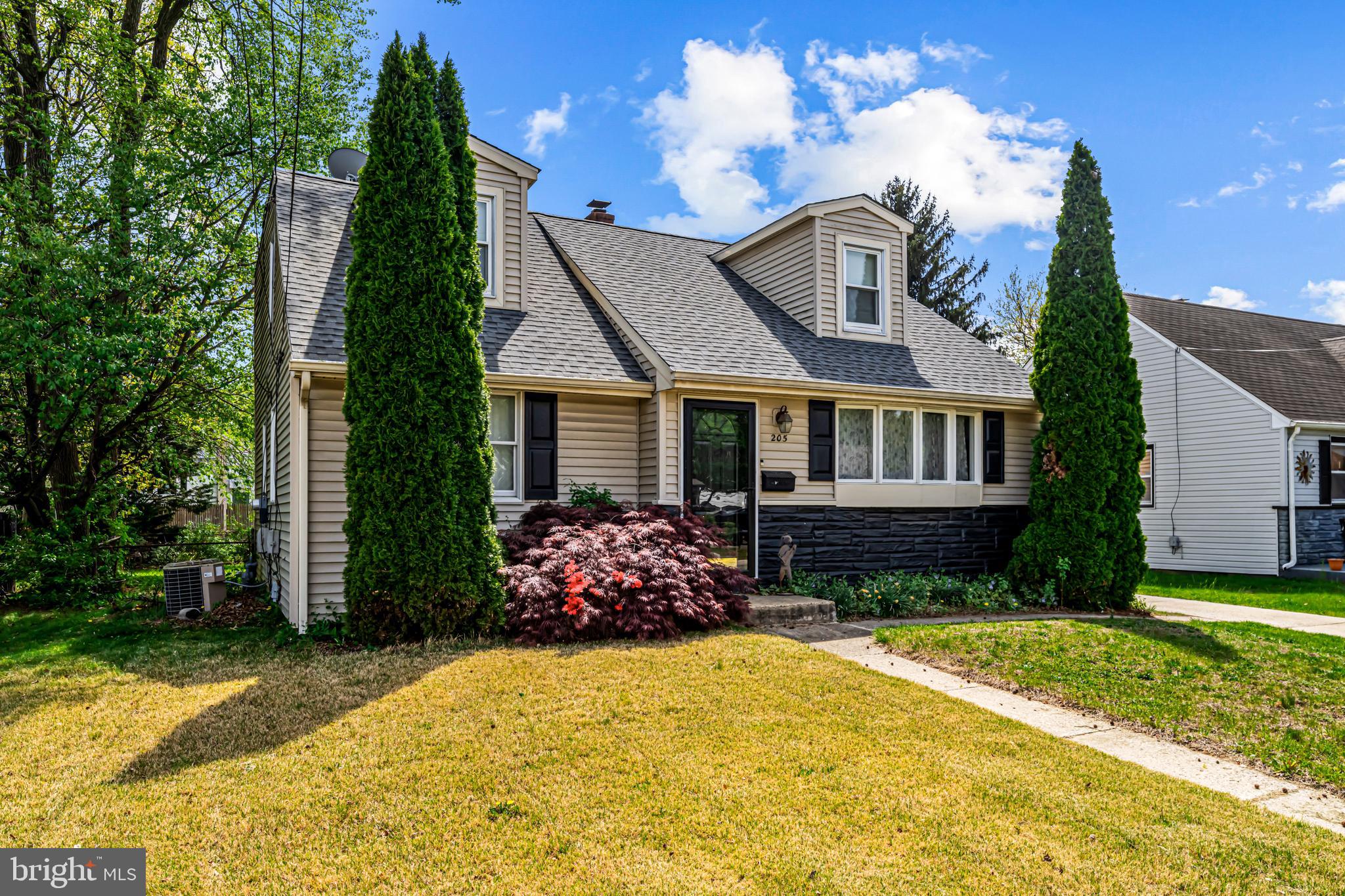 205 NICHOLSON ROAD